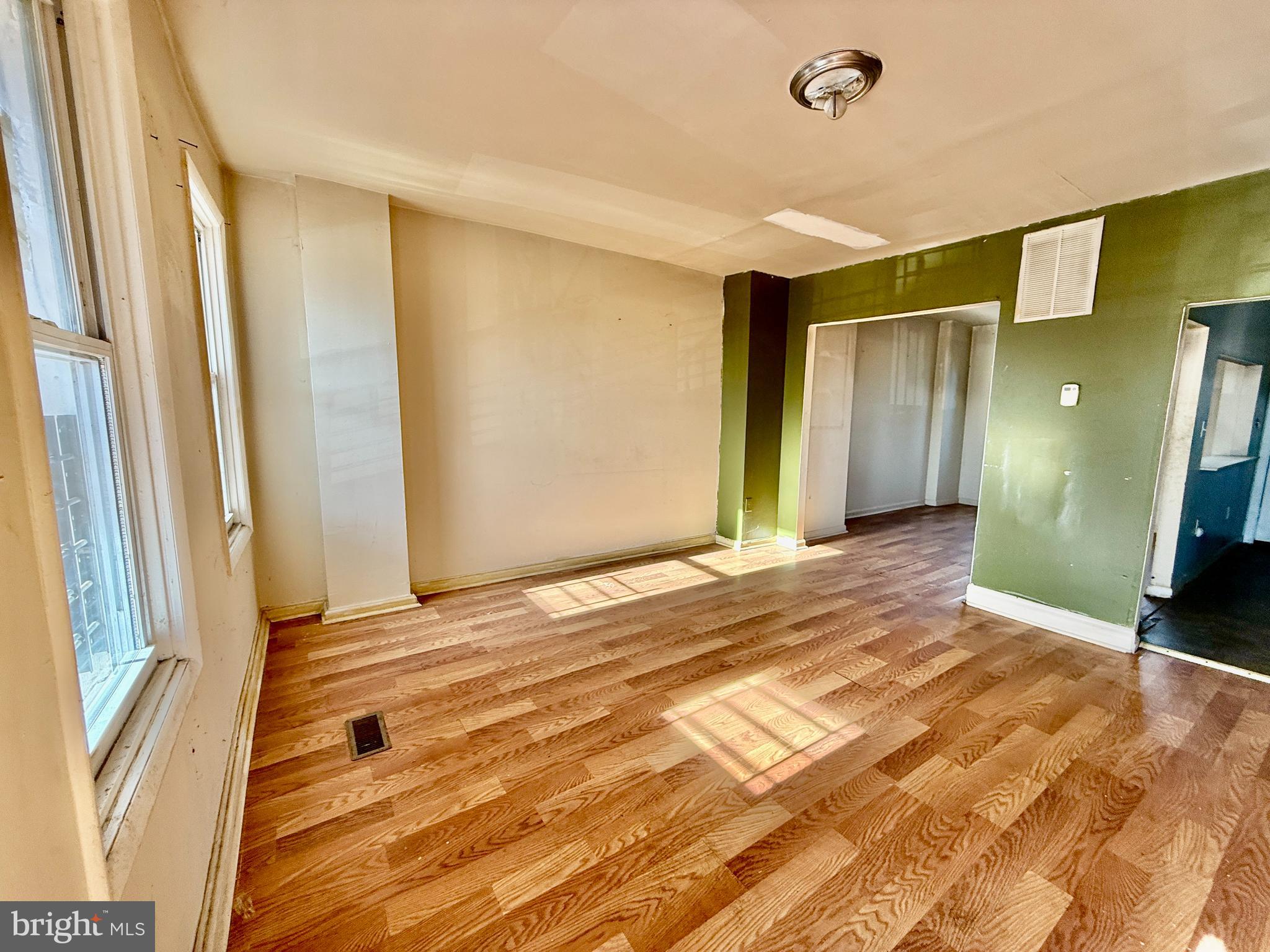 SAINT JOSEPHS - Residential