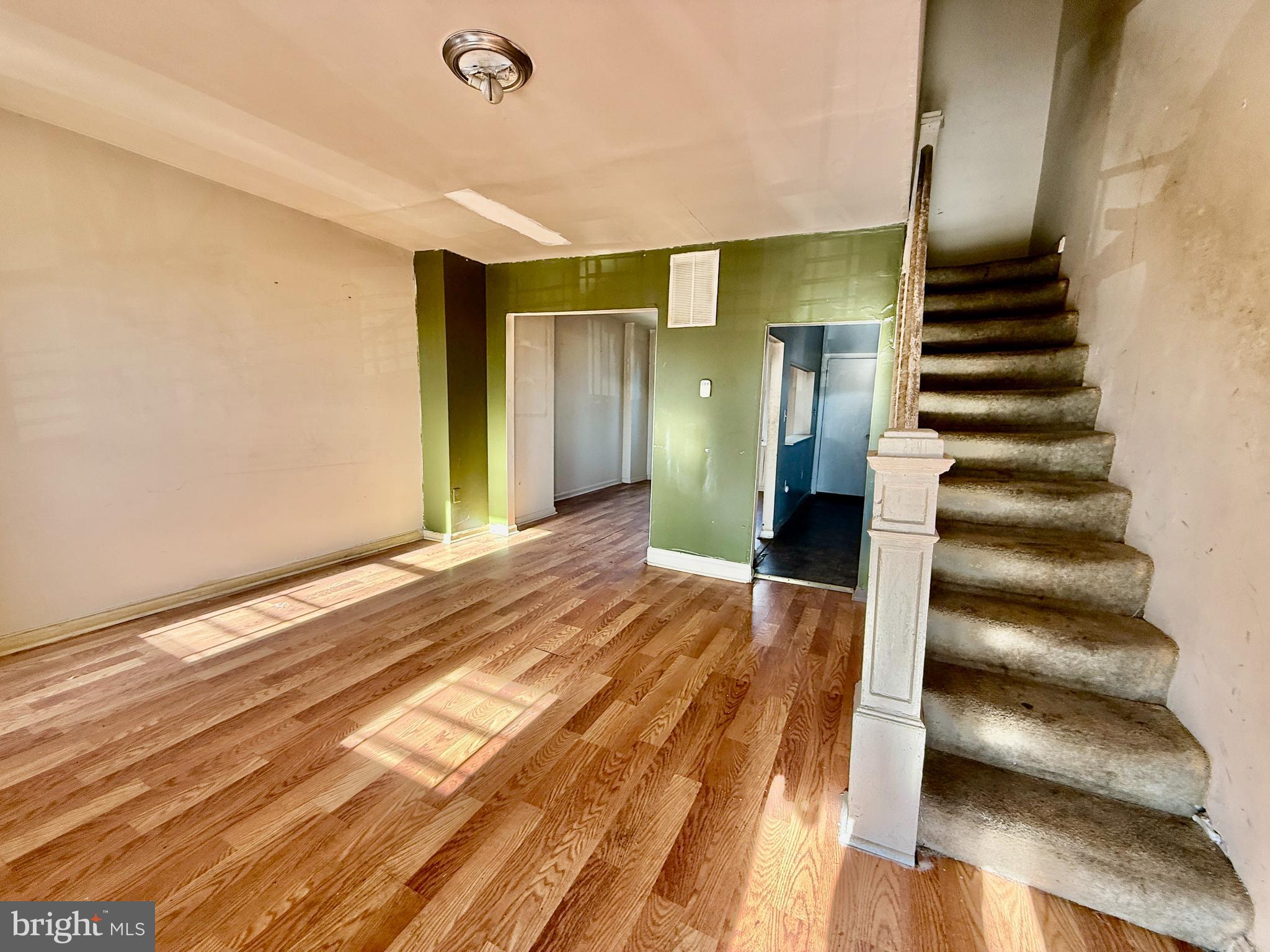 SAINT JOSEPHS - Residential