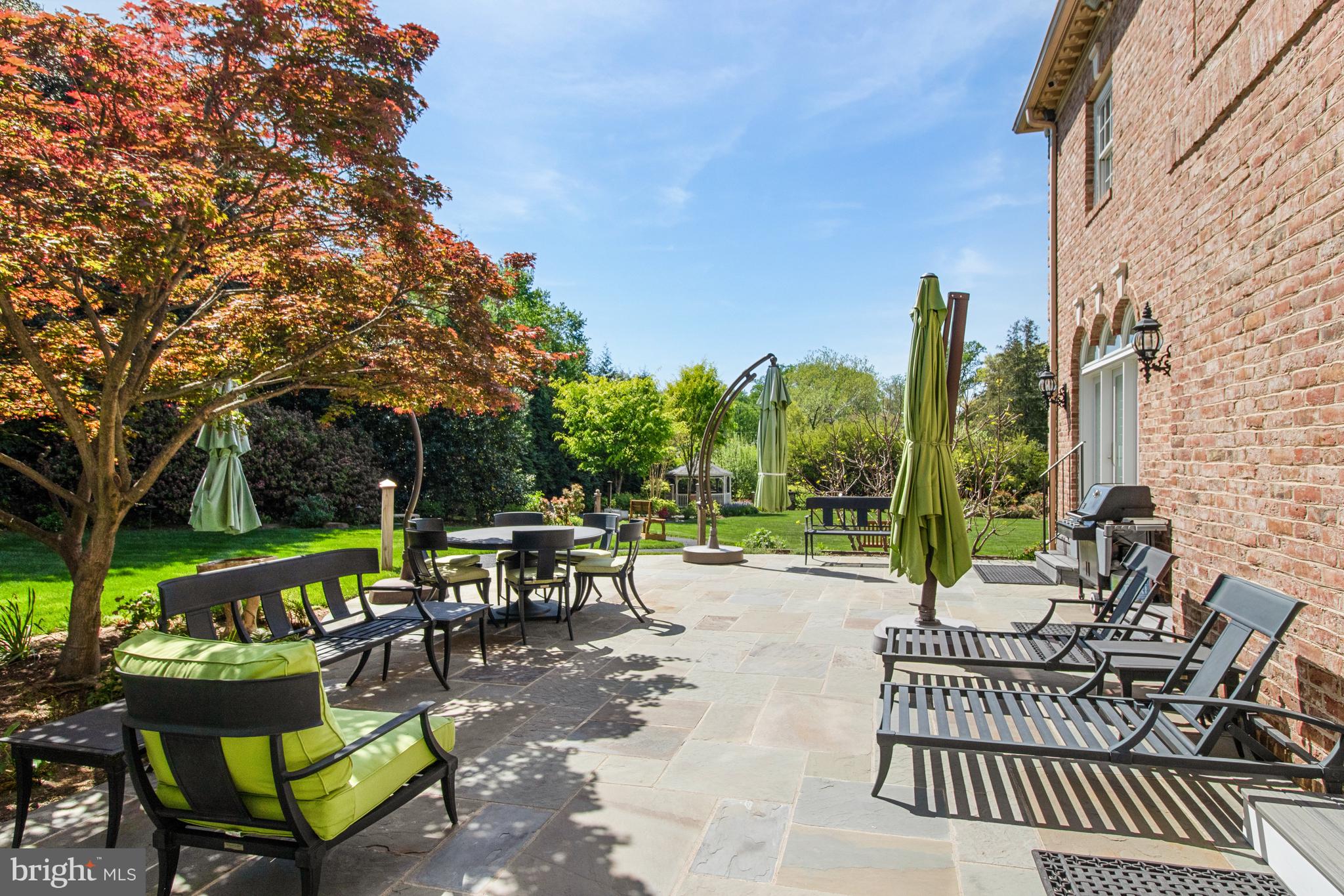 LANGLEY FOREST - Residential