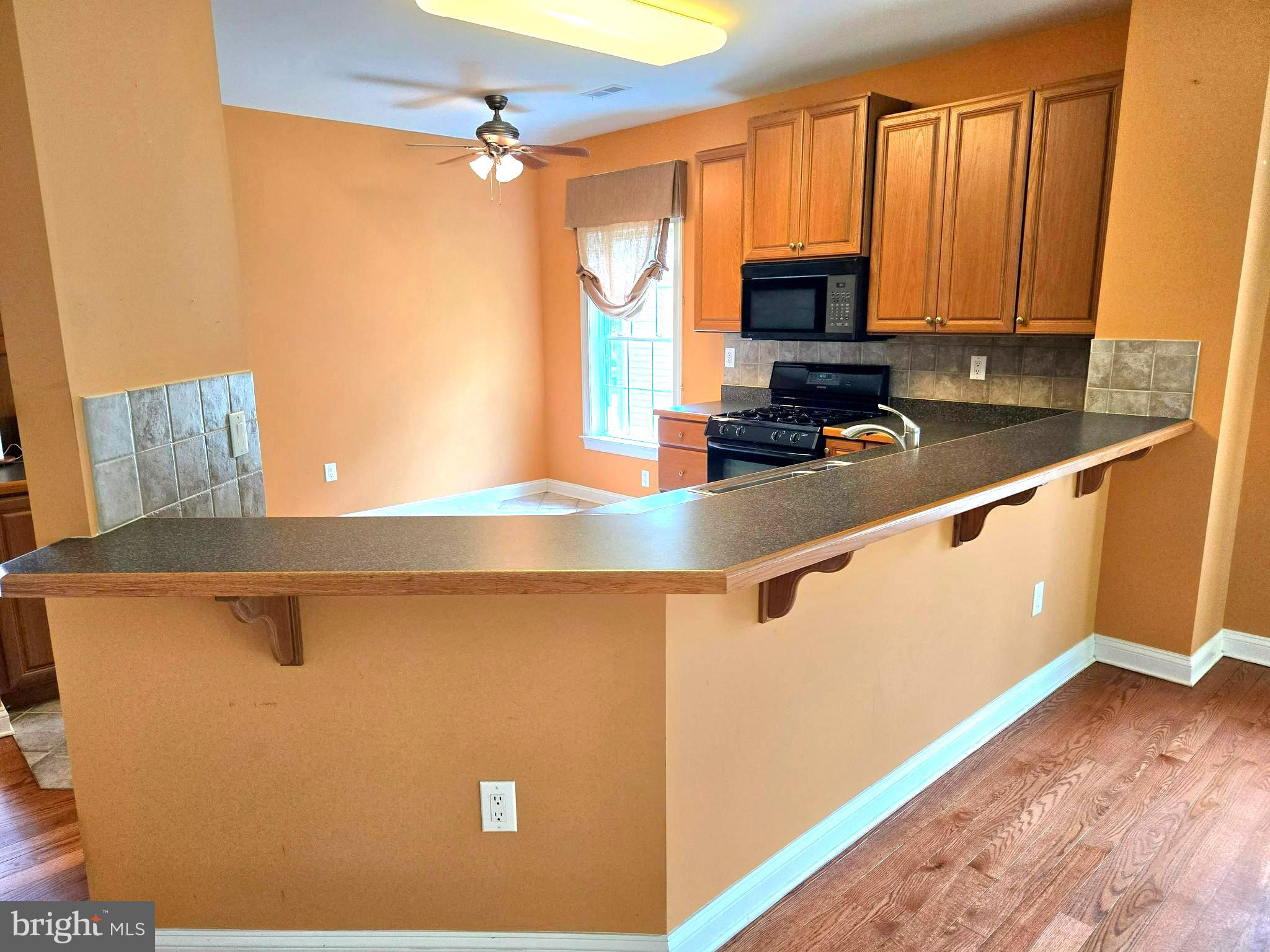 FOX RUN PRESERVE - Residential