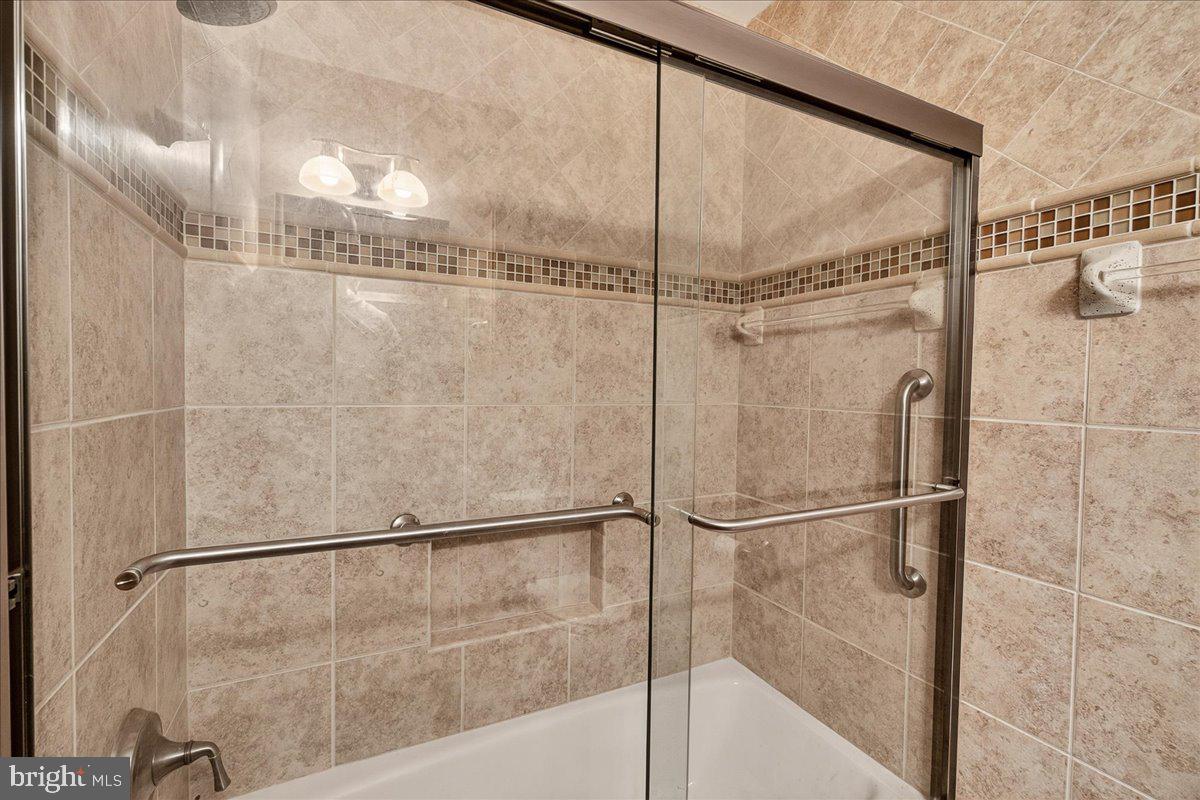 CLOVER HILL - Residential