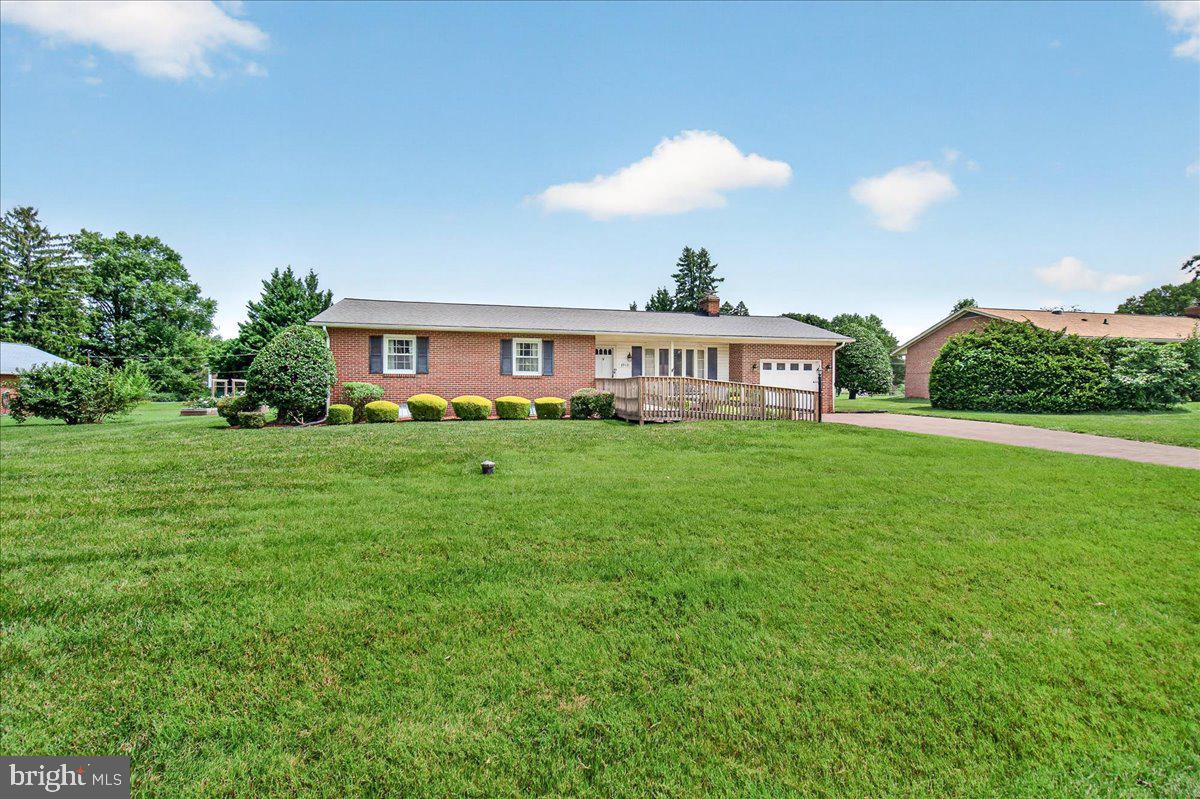 CLOVER HILL - Residential