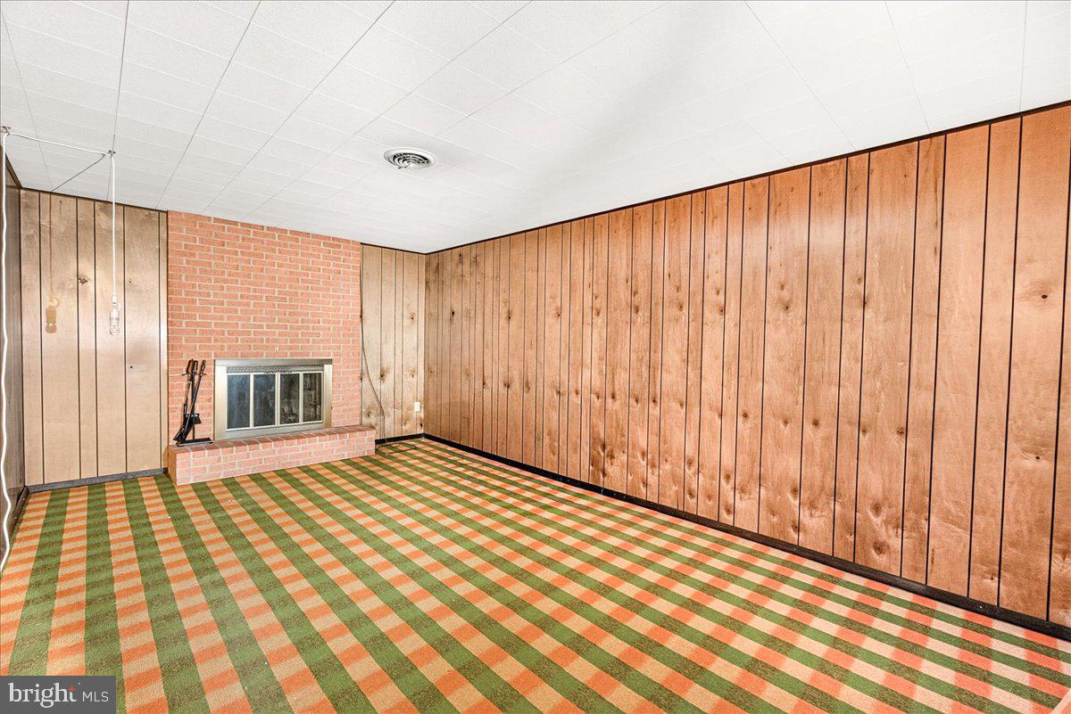 CLOVER HILL - Residential