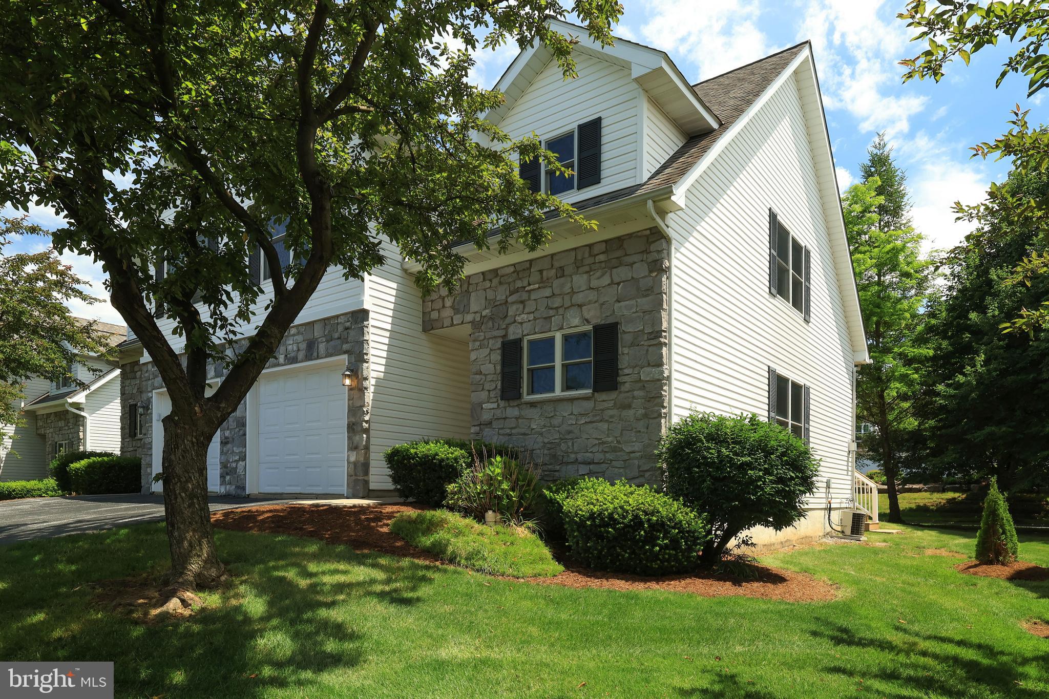 WASHINGTON PLACE - Residential