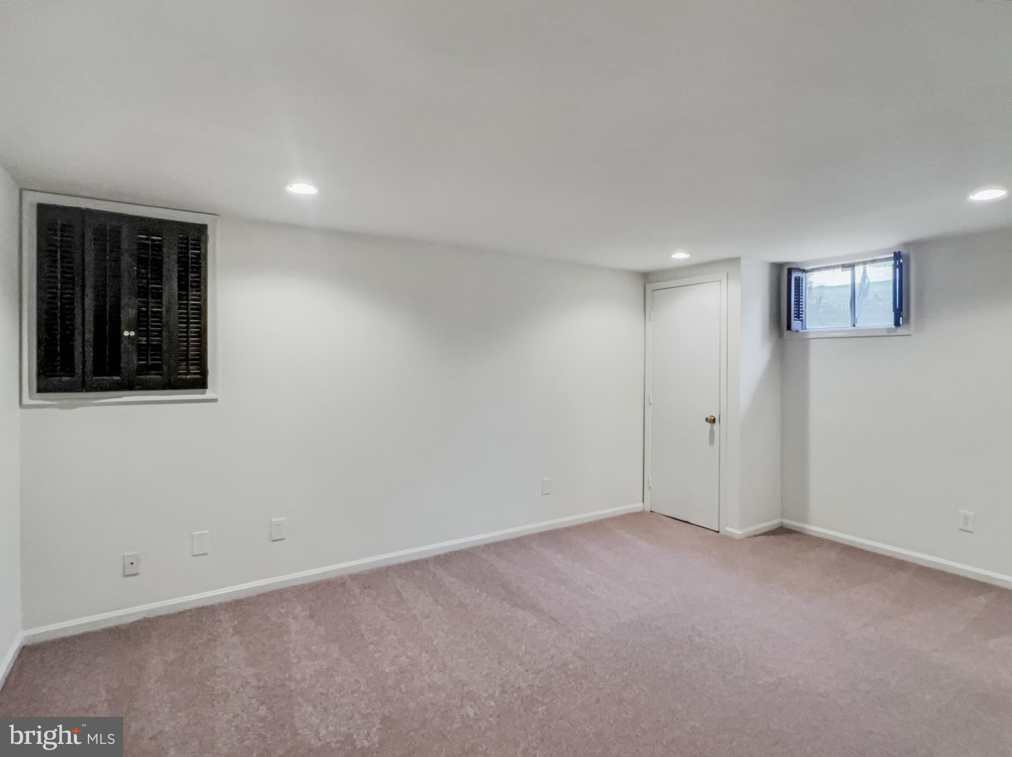 WEST LAUREL - Residential