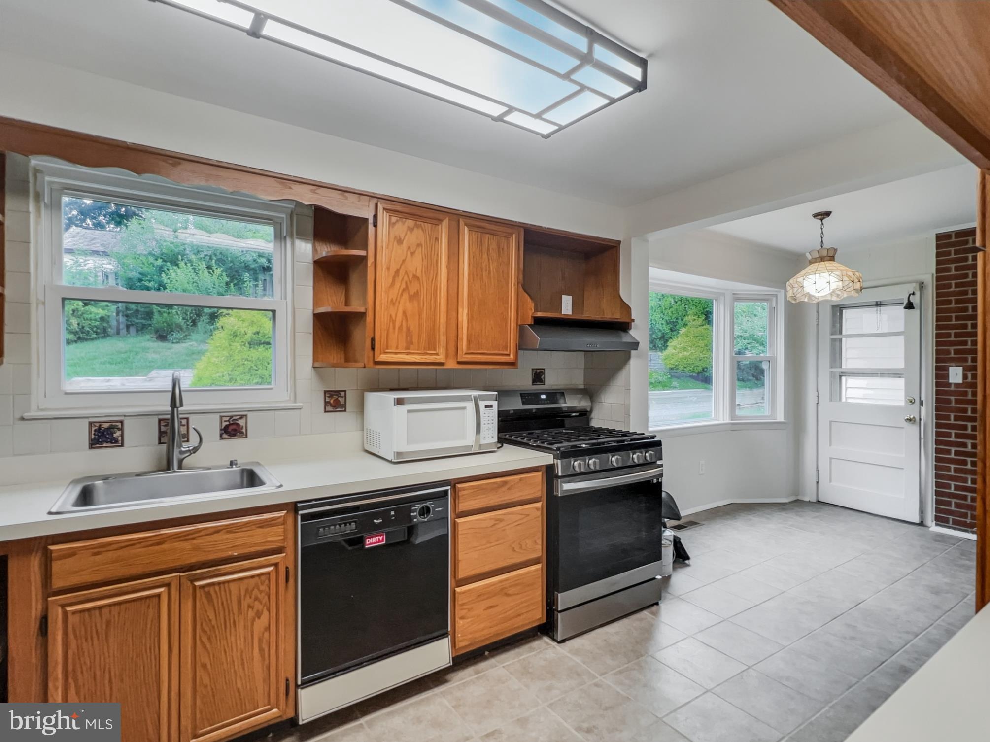 WEST LAUREL - Residential