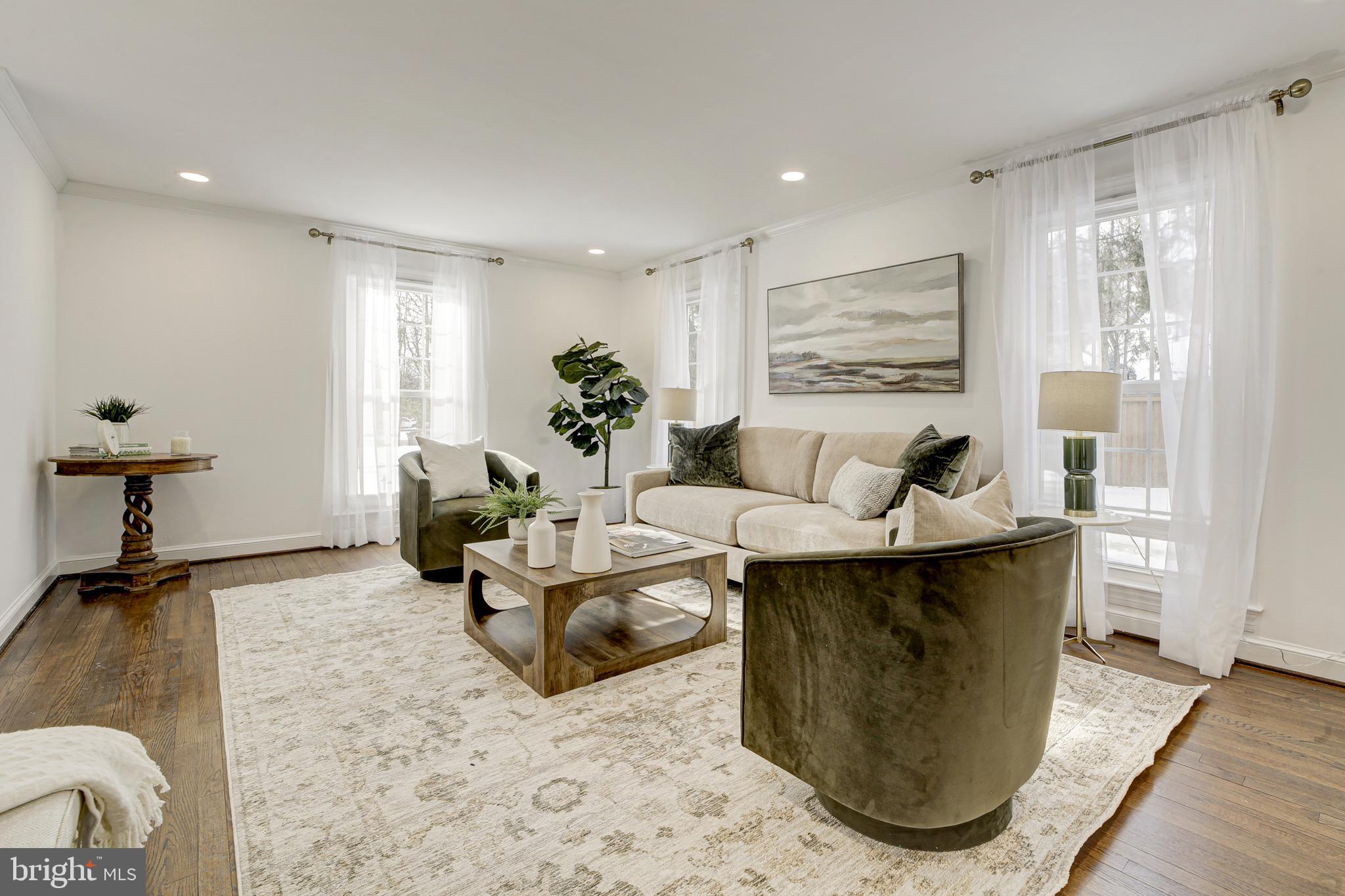 DARNESTOWN OUTSIDE - Residential