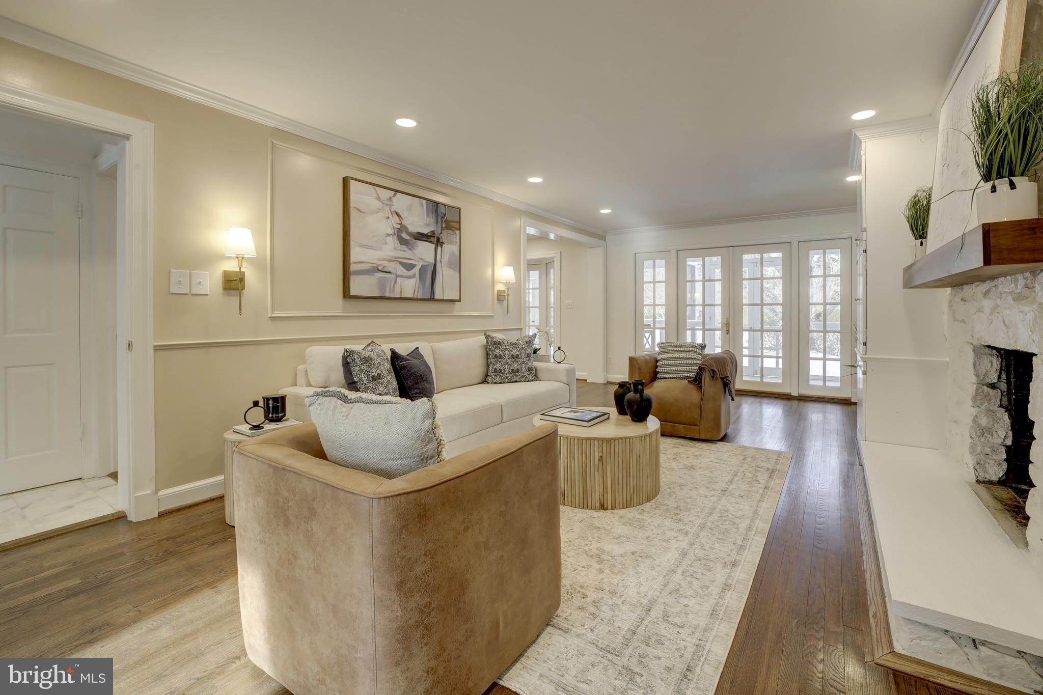 DARNESTOWN OUTSIDE - Residential