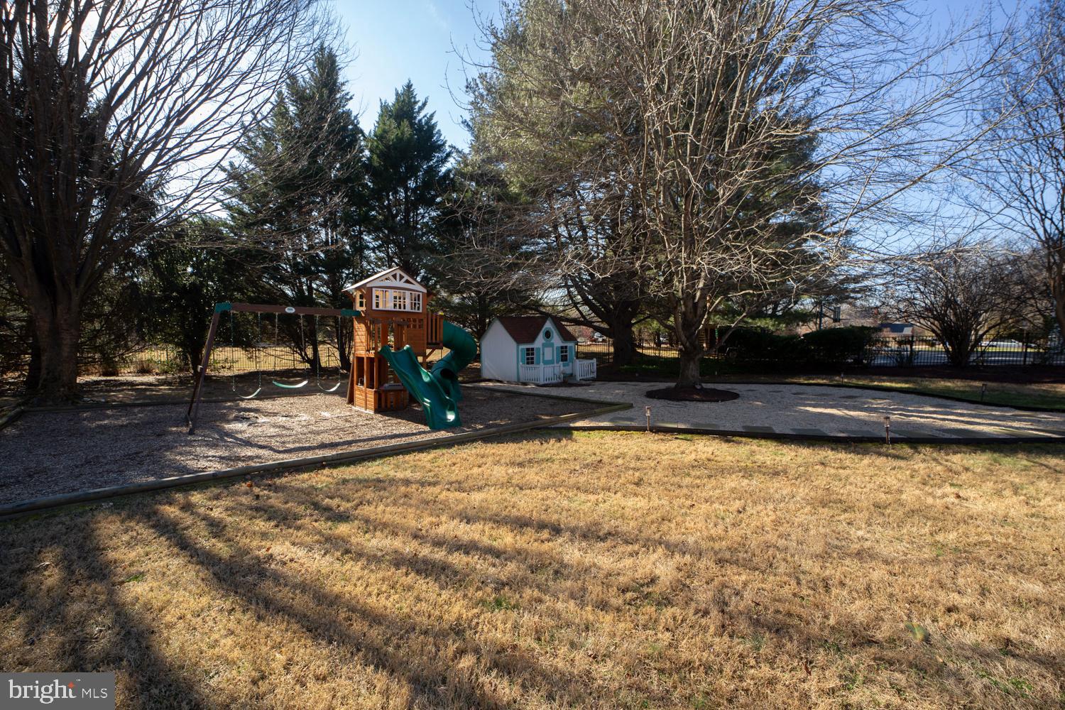 DARNESTOWN OUTSIDE - Residential