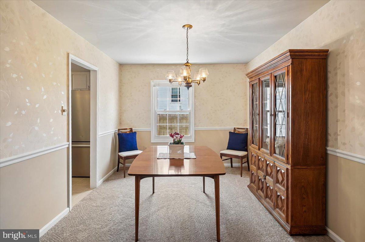 FOUR SEASONS ESTATES - Residential