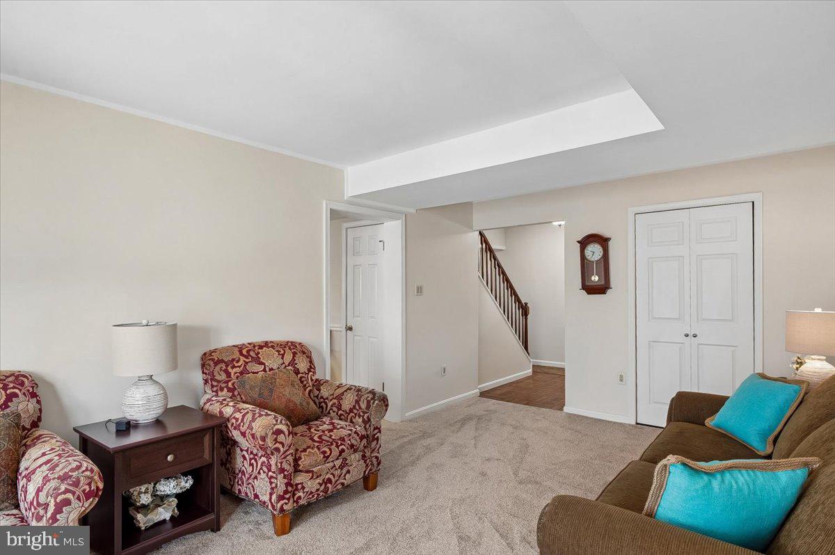 FOUR SEASONS ESTATES - Residential