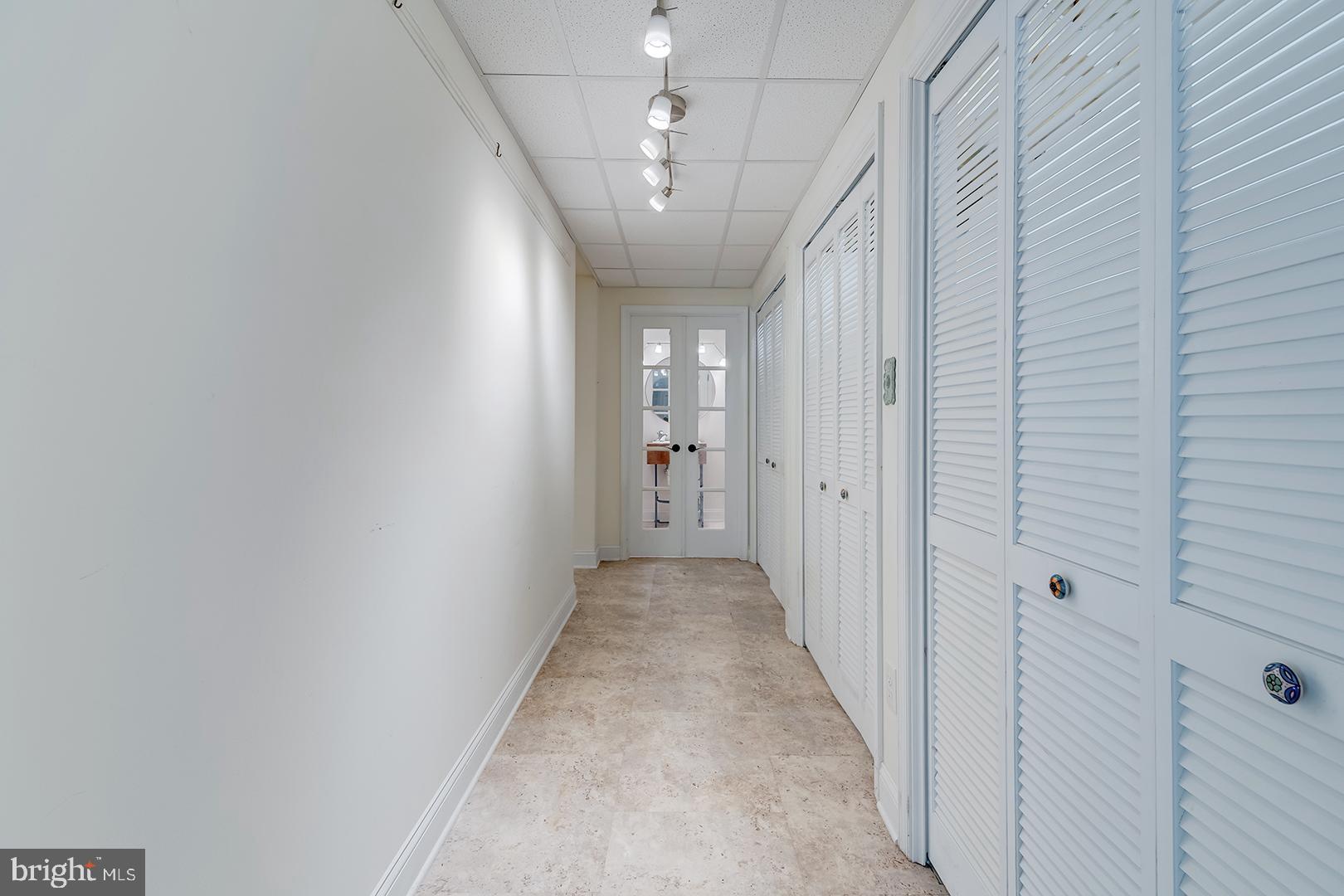 WAGAMONS WEST SHORES - Residential