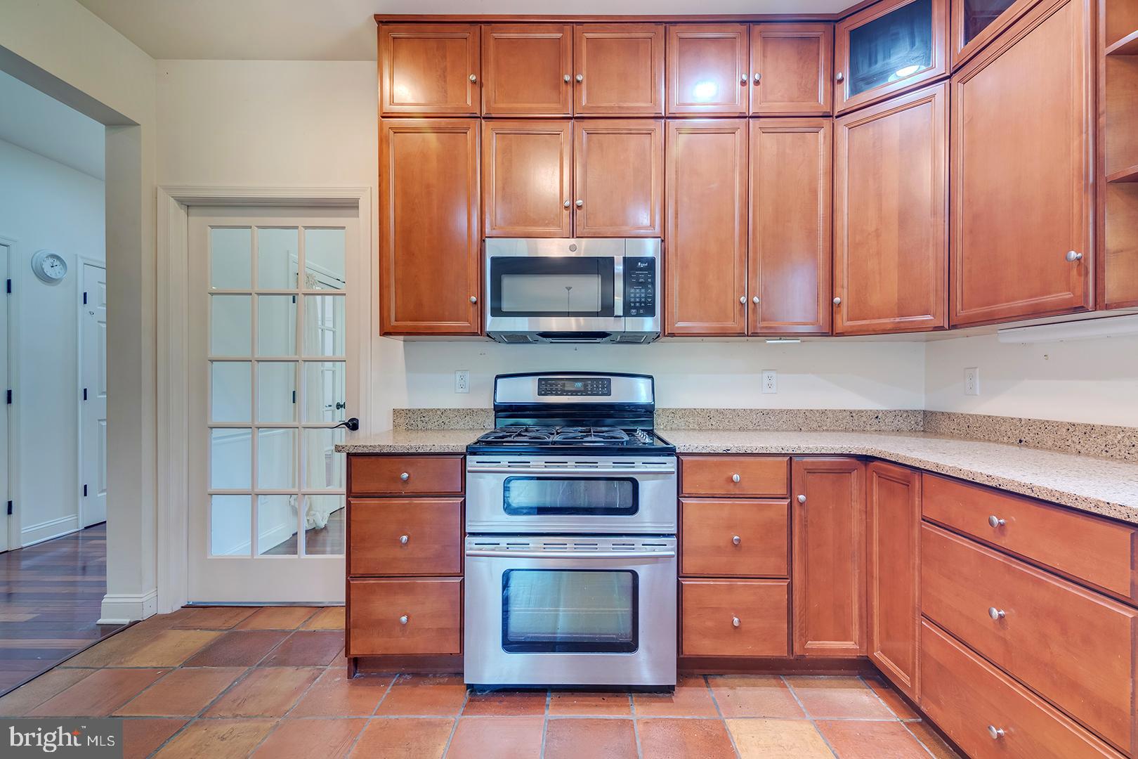 WAGAMONS WEST SHORES - Residential