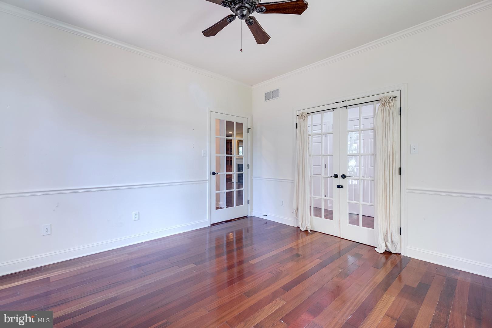 WAGAMONS WEST SHORES - Residential
