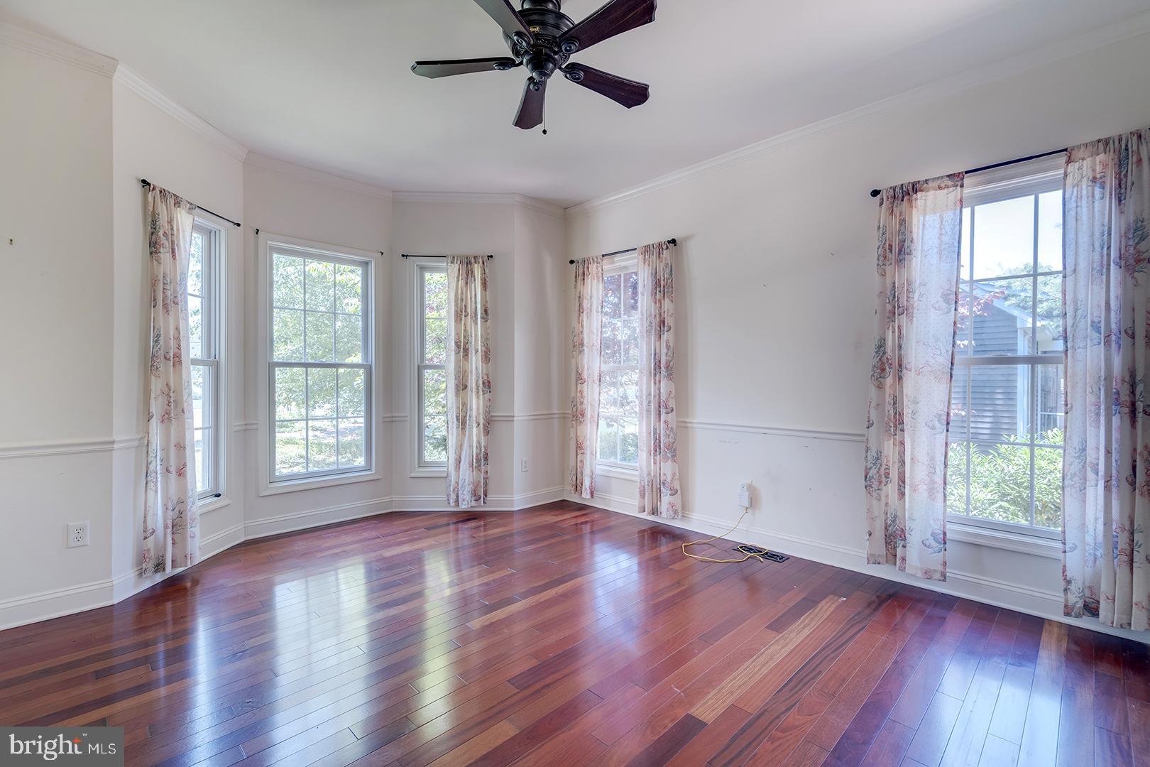 WAGAMONS WEST SHORES - Residential