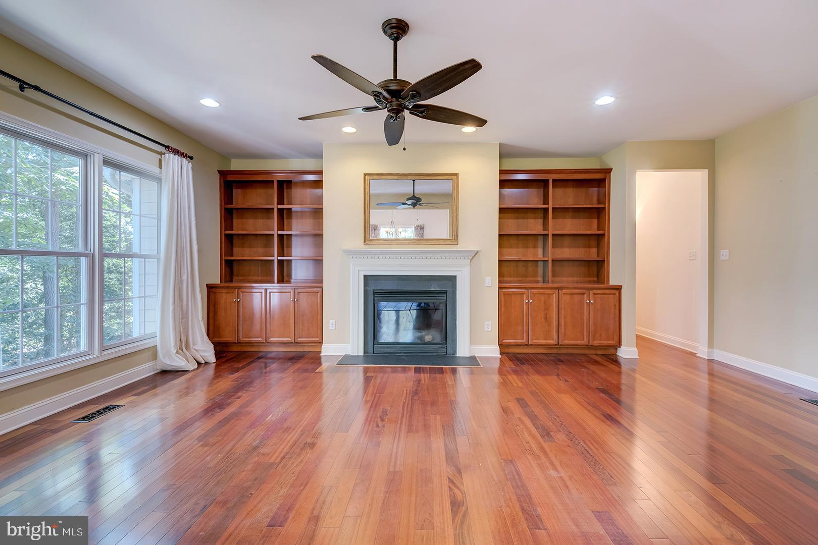 WAGAMONS WEST SHORES - Residential