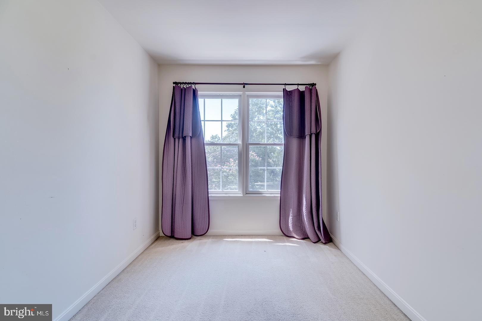 WAGAMONS WEST SHORES - Residential