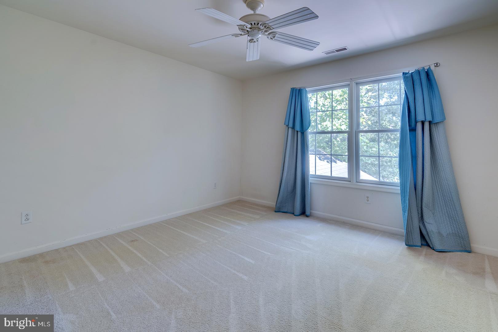 WAGAMONS WEST SHORES - Residential