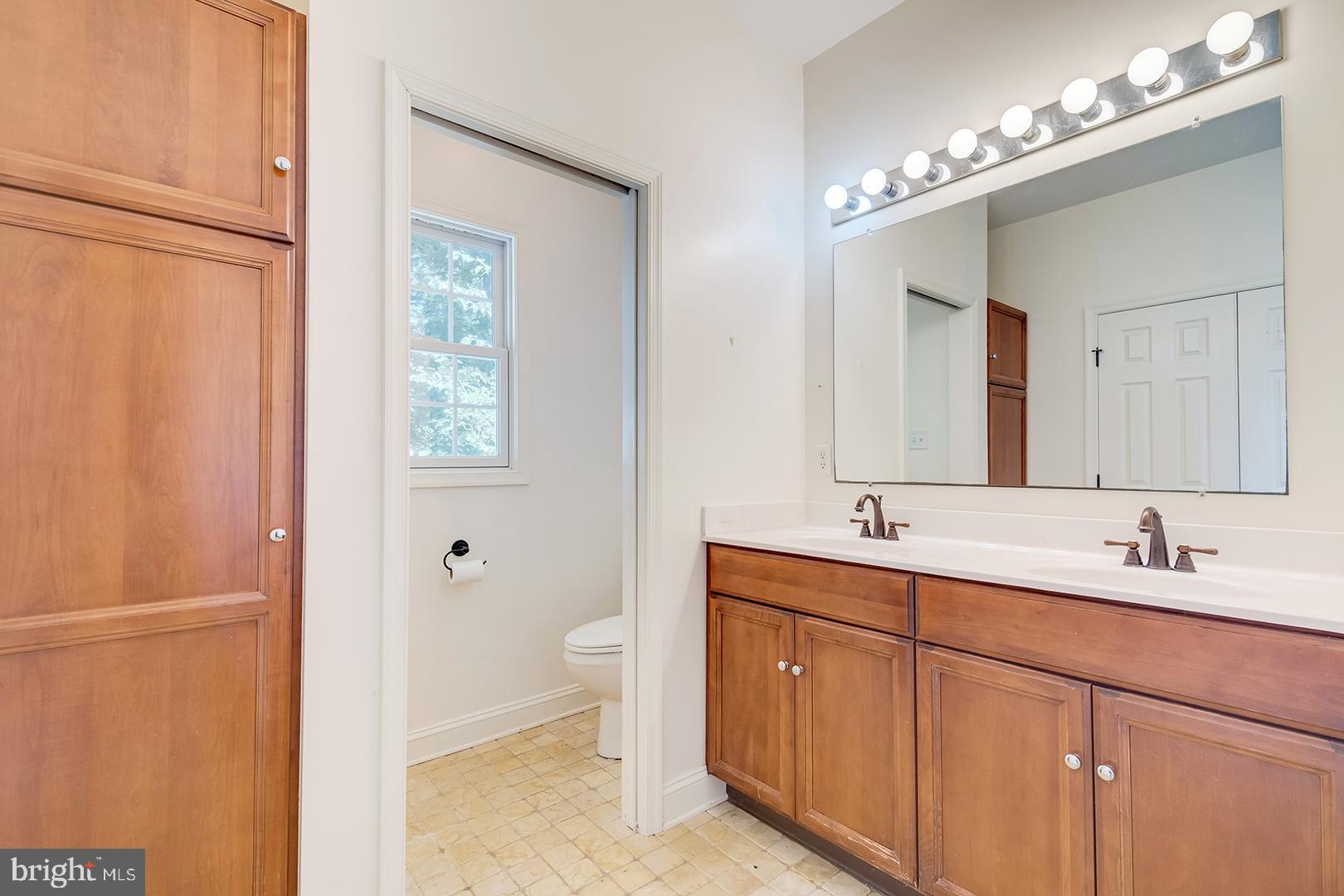 WAGAMONS WEST SHORES - Residential
