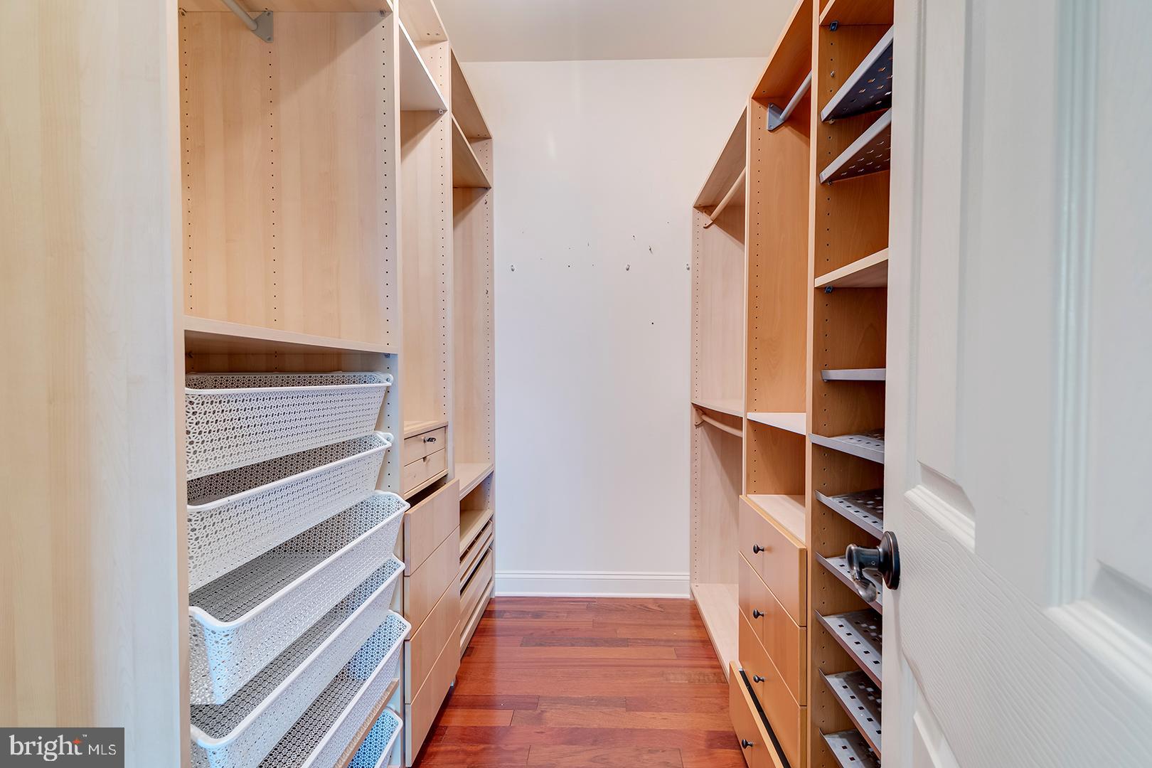 WAGAMONS WEST SHORES - Residential