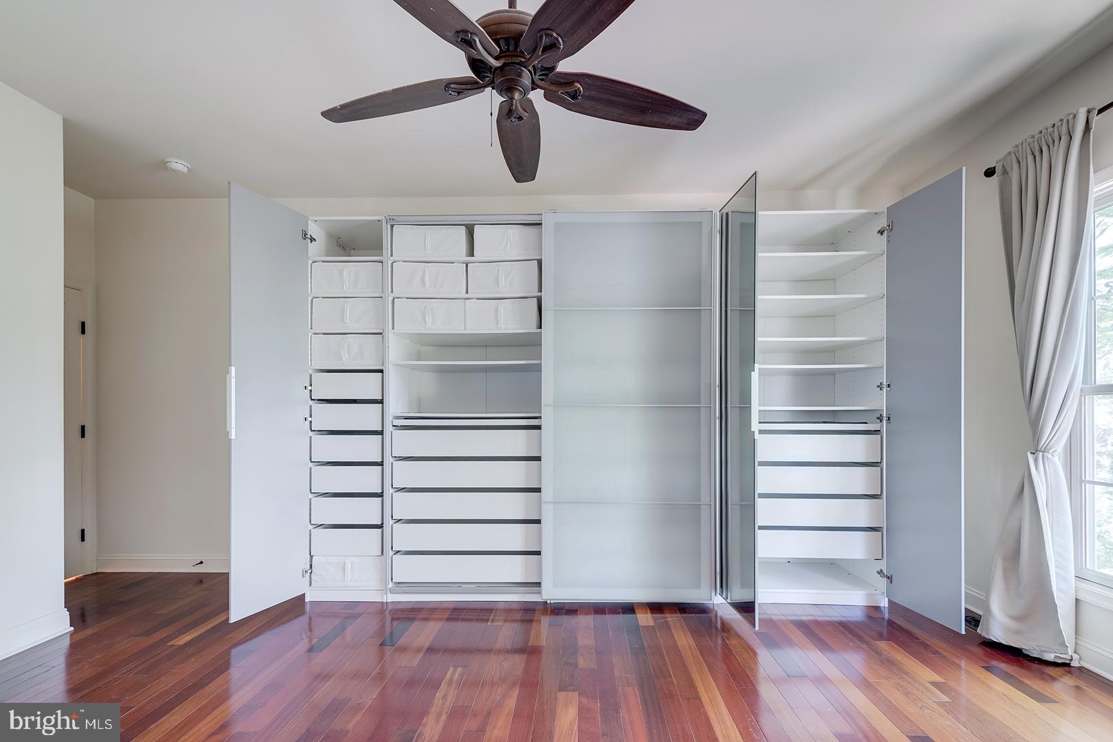 WAGAMONS WEST SHORES - Residential