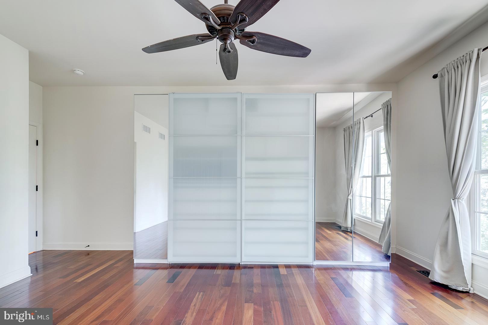 WAGAMONS WEST SHORES - Residential