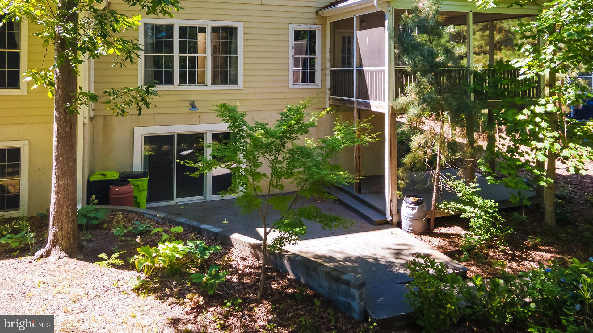 WAGAMONS WEST SHORES - Residential