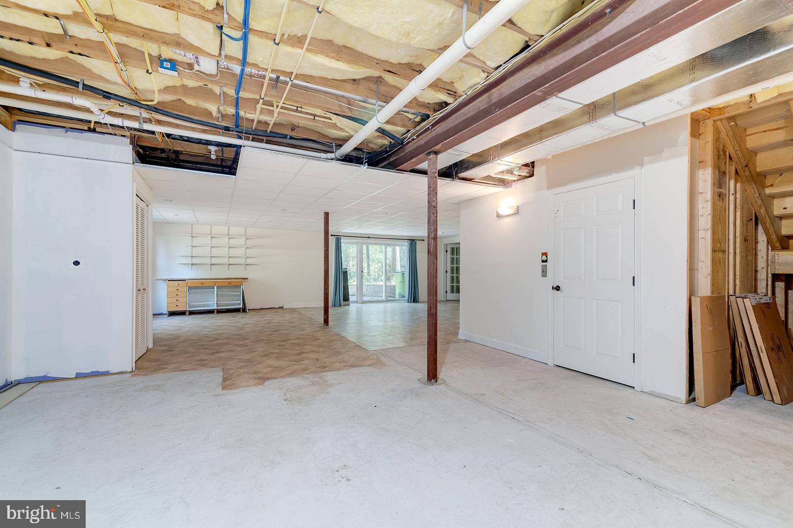 WAGAMONS WEST SHORES - Residential