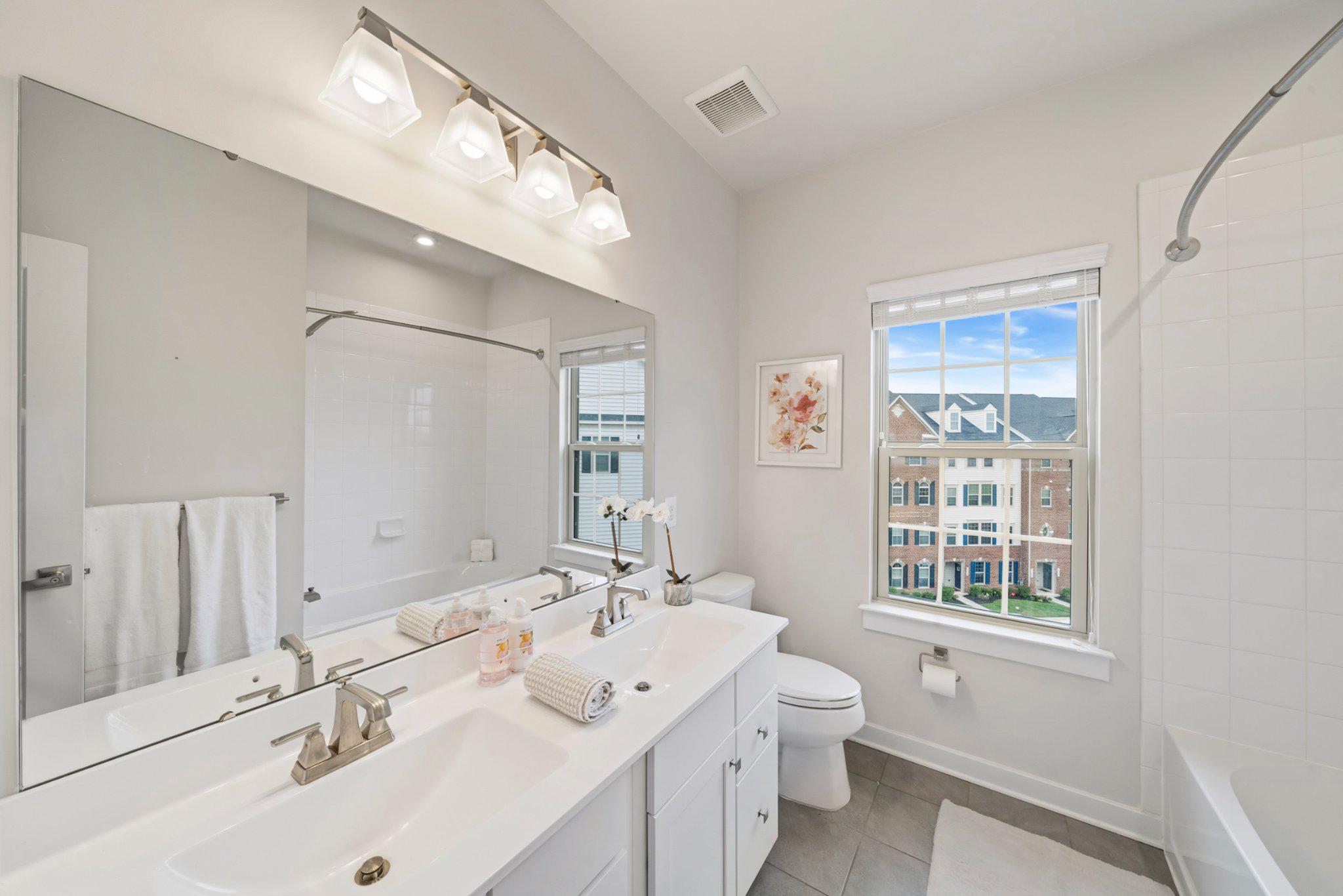 LINTON AT BALLENGER - Residential
