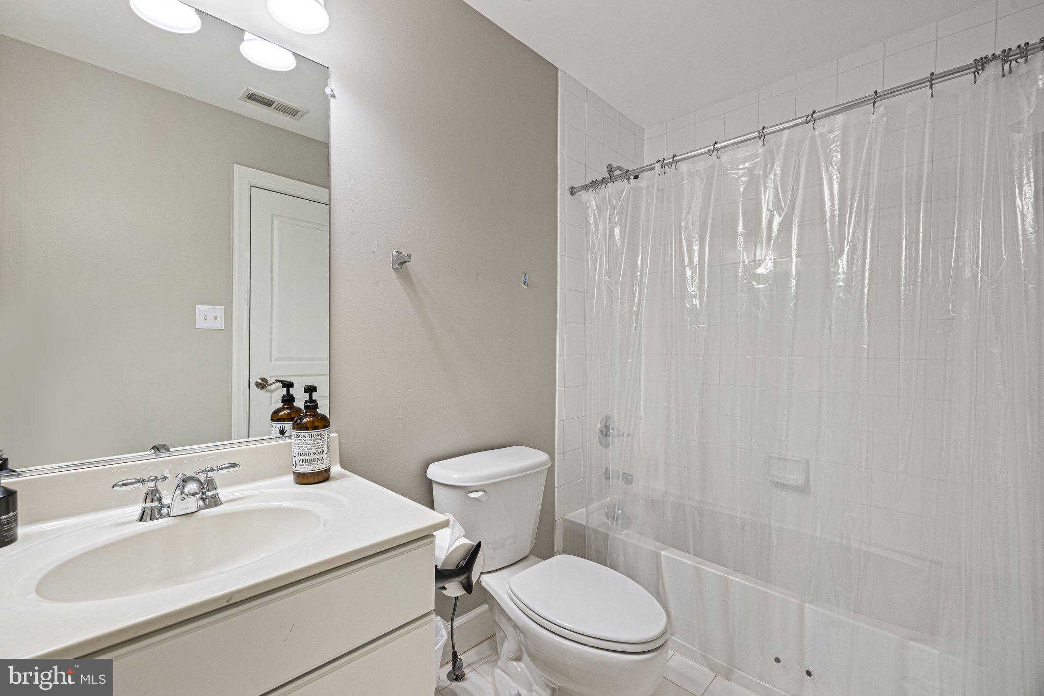STONEY BRANCH CROSSING - Residential