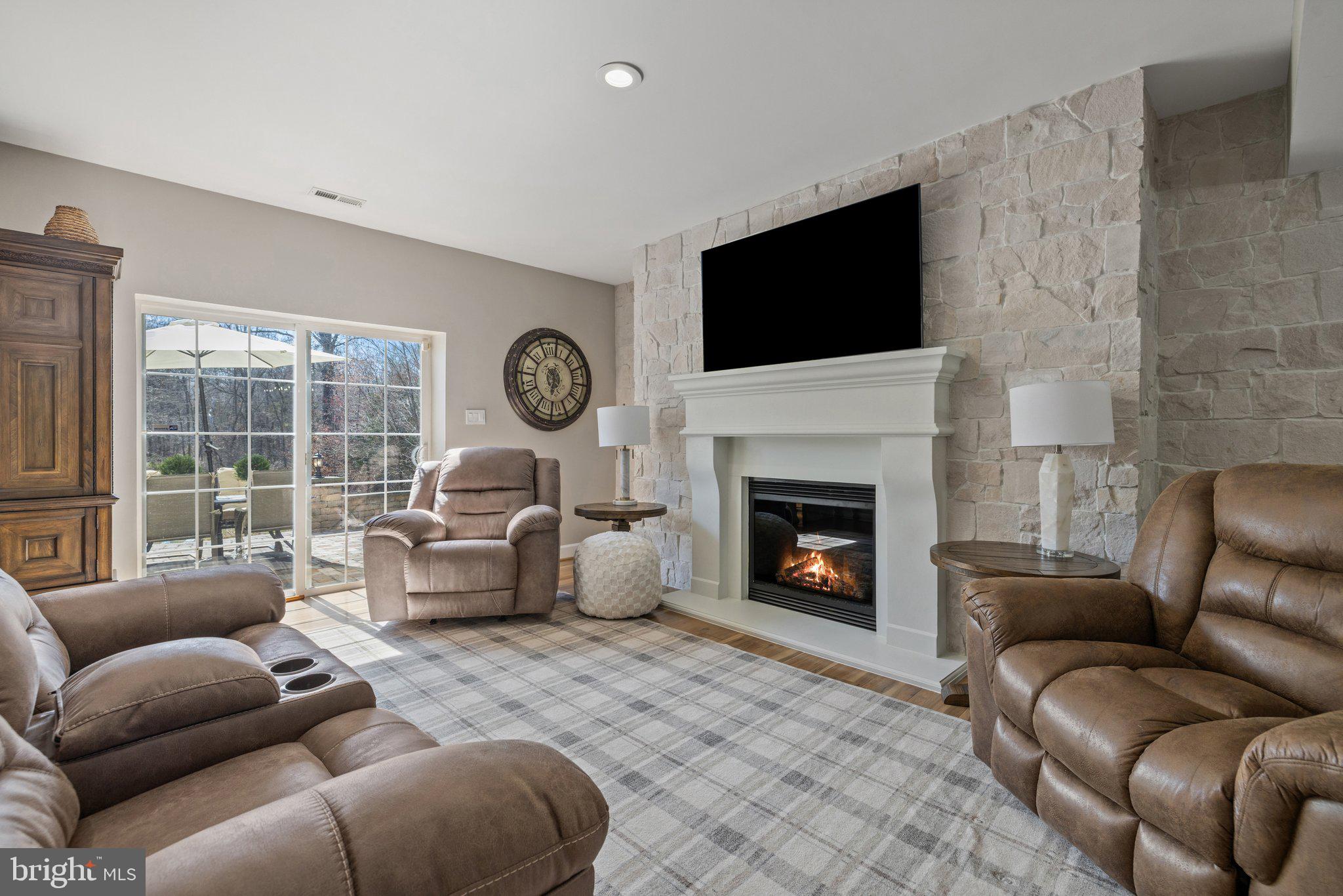 STONEY BRANCH CROSSING - Residential