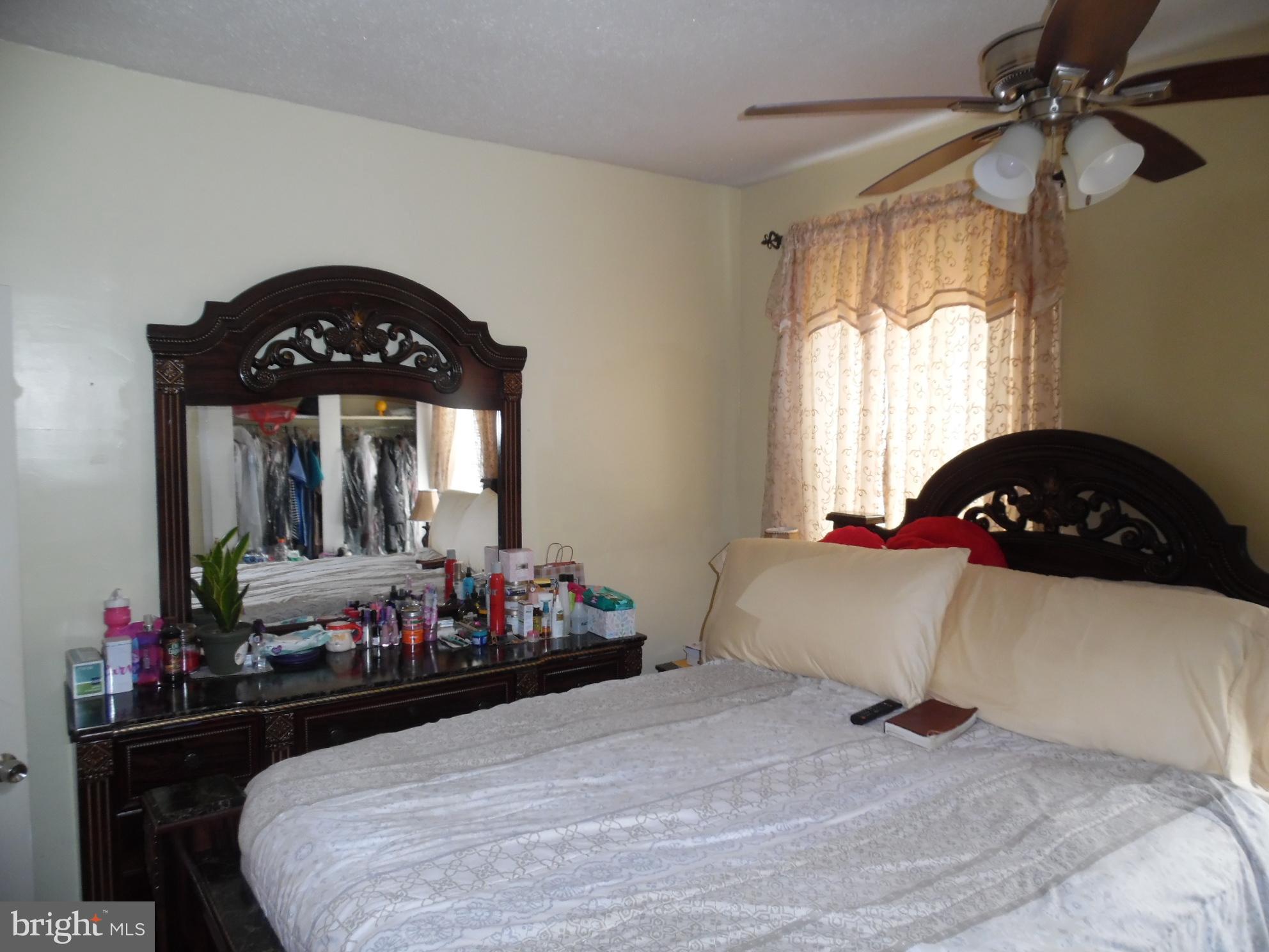 OLNEY - Residential