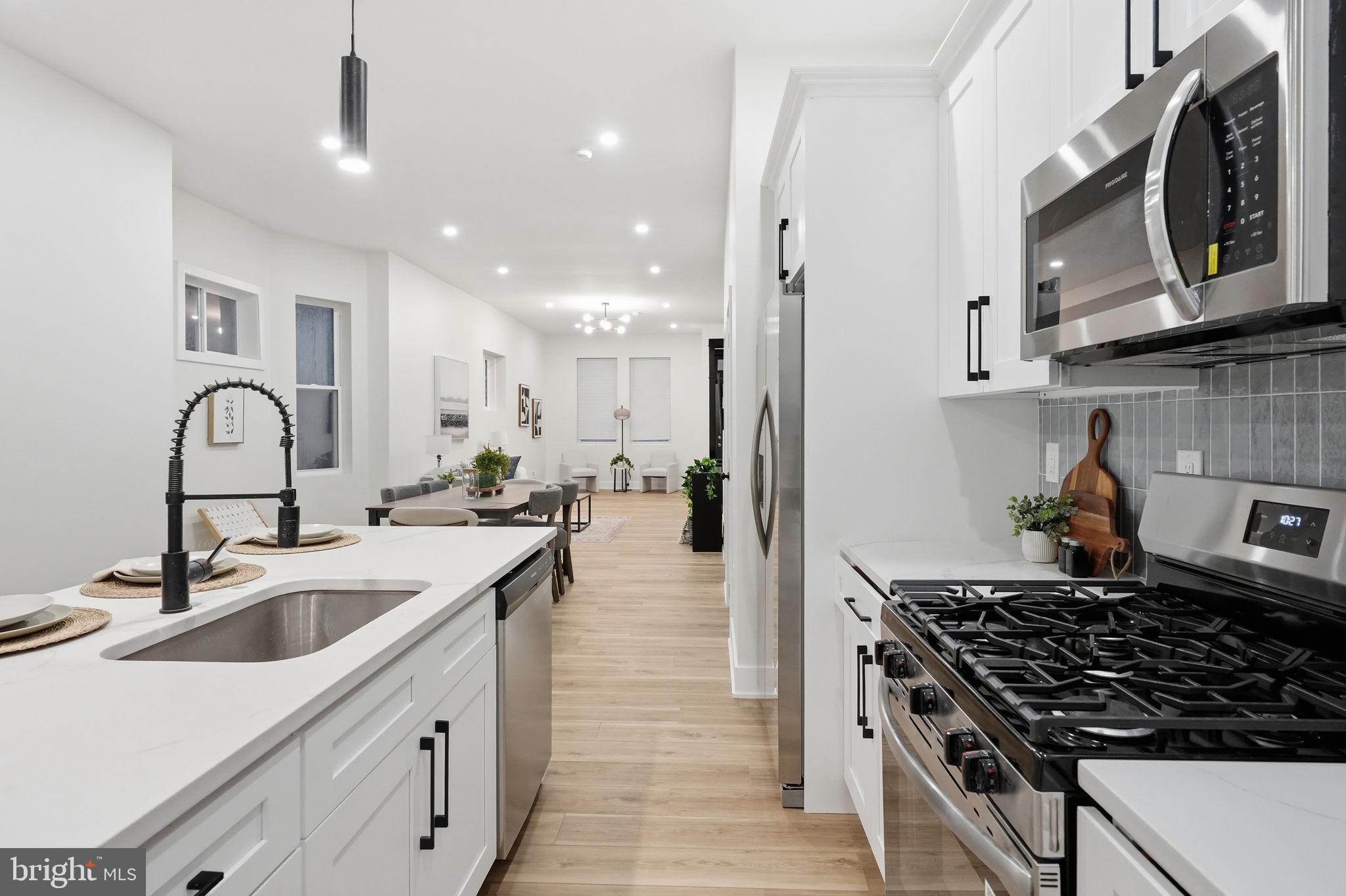LOGAN - Residential