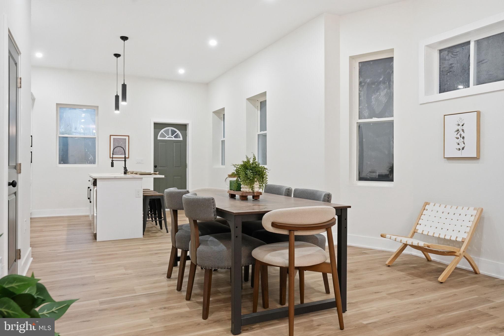 LOGAN - Residential
