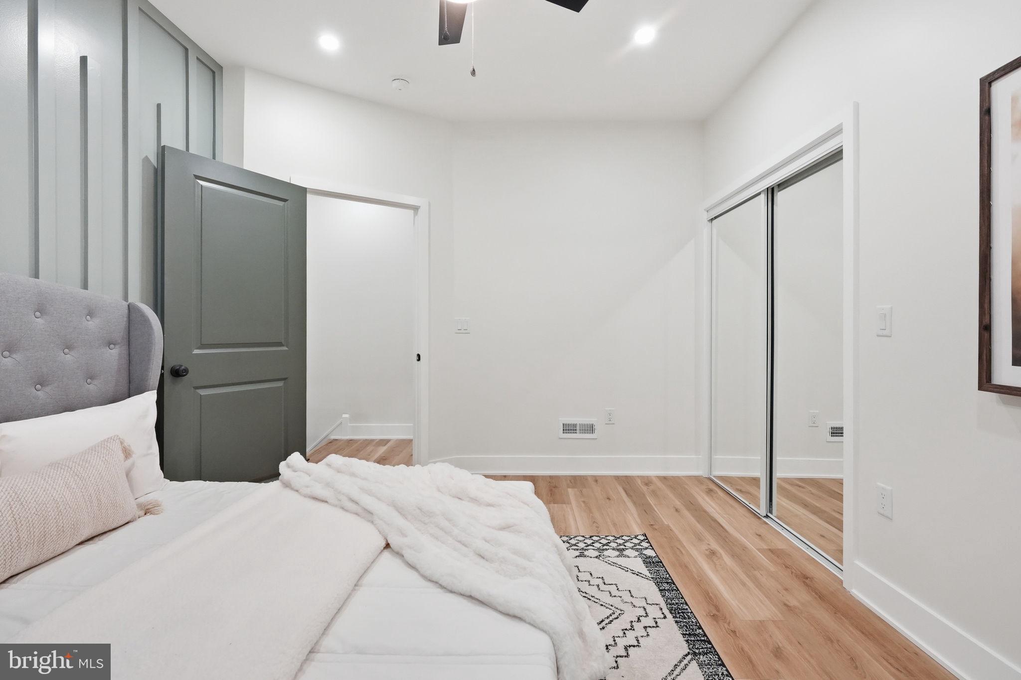 LOGAN - Residential