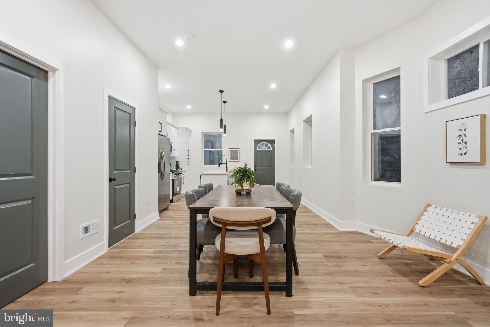 LOGAN - Residential