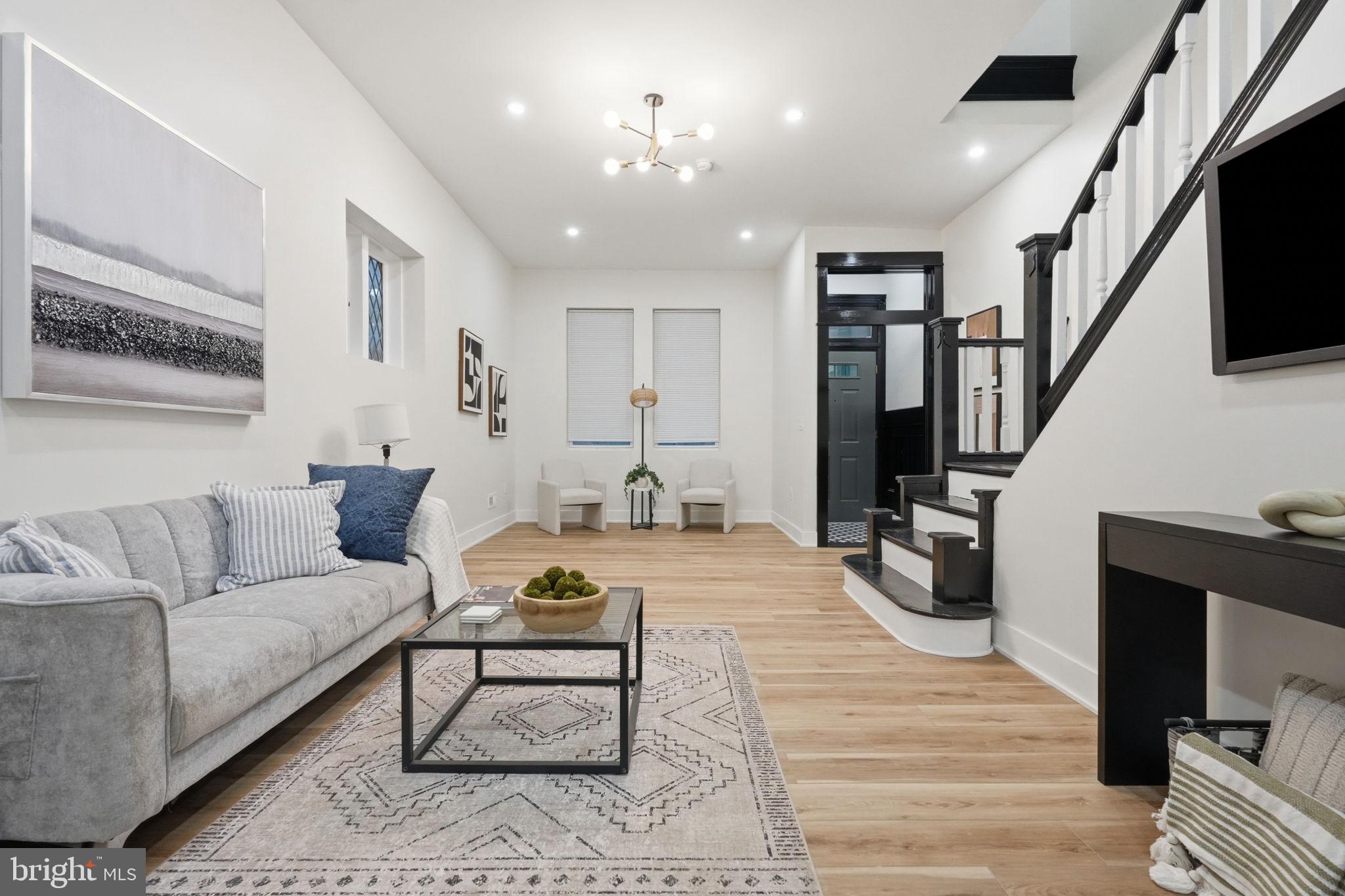 LOGAN - Residential