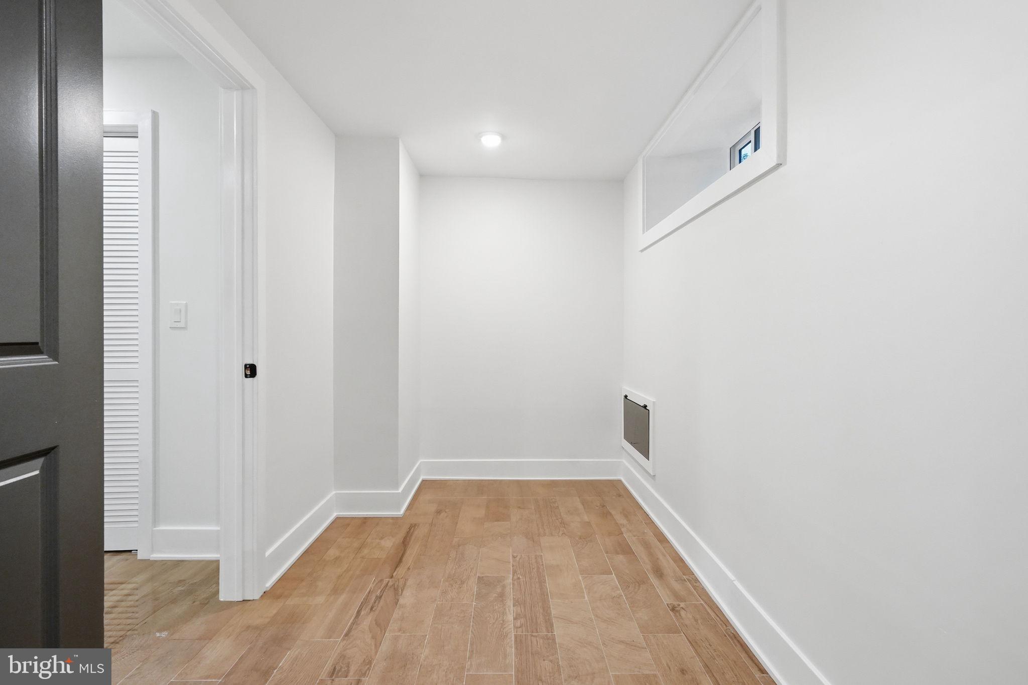 LOGAN - Residential