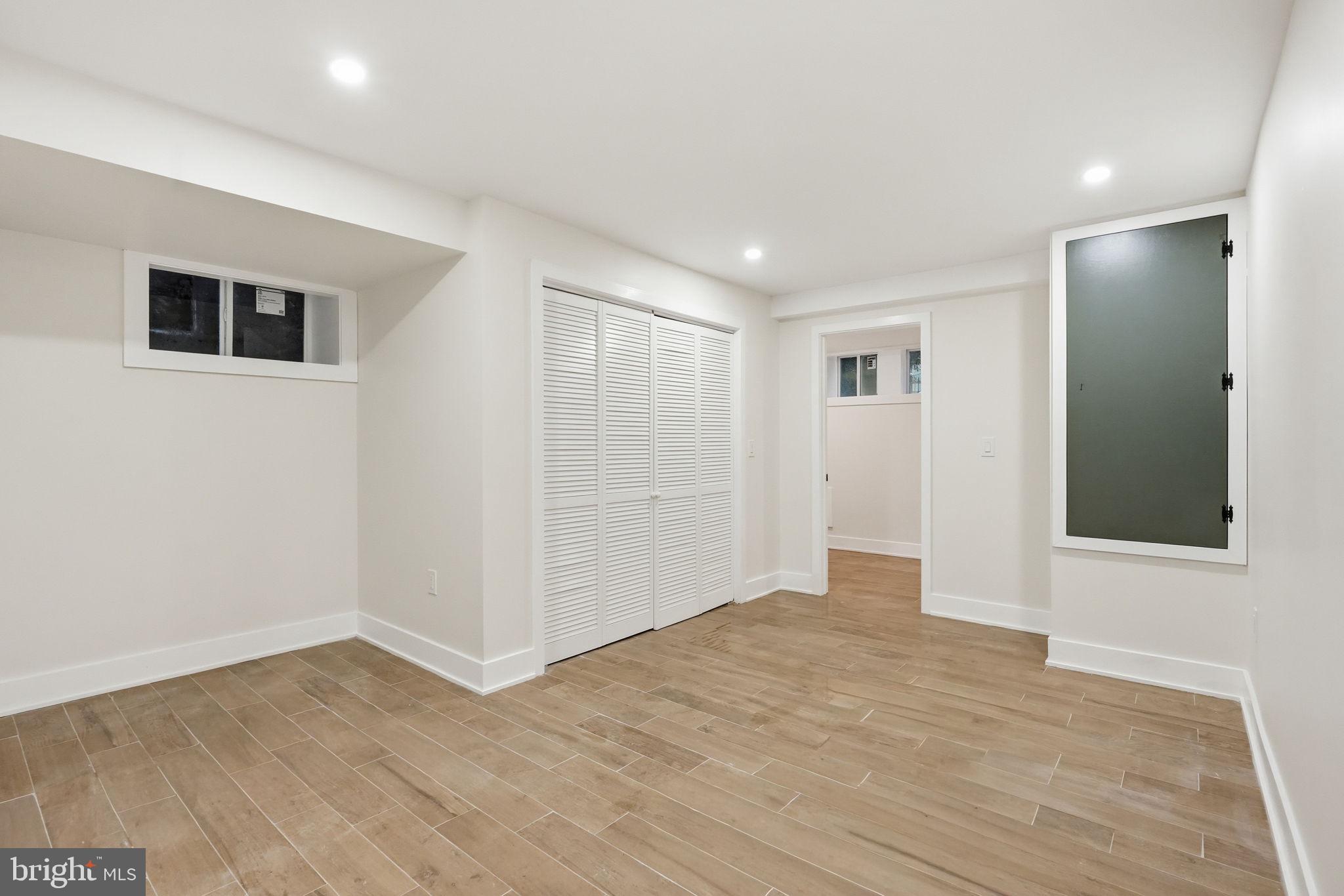 LOGAN - Residential