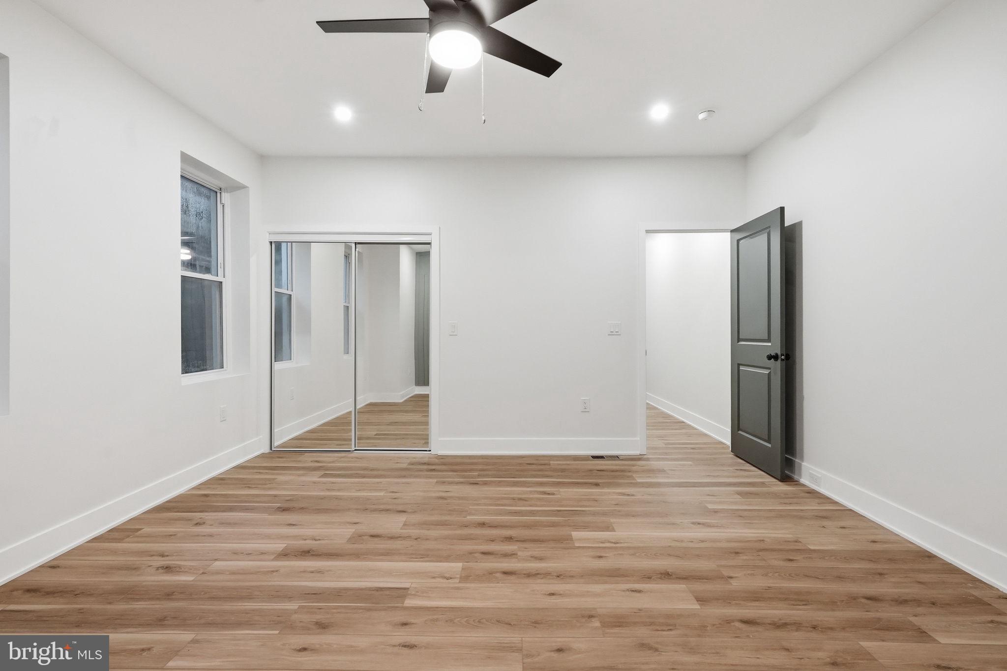 LOGAN - Residential
