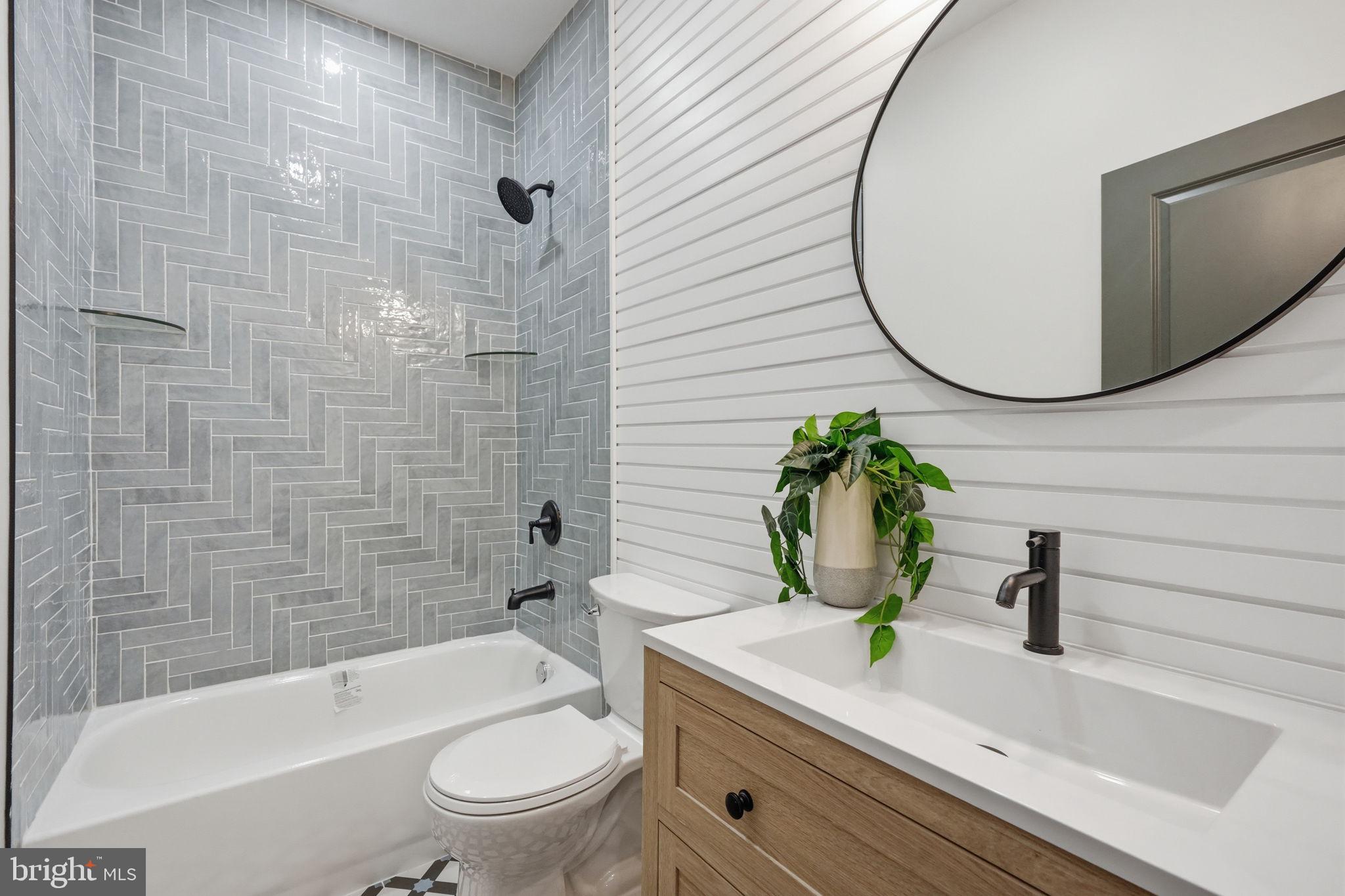 LOGAN - Residential