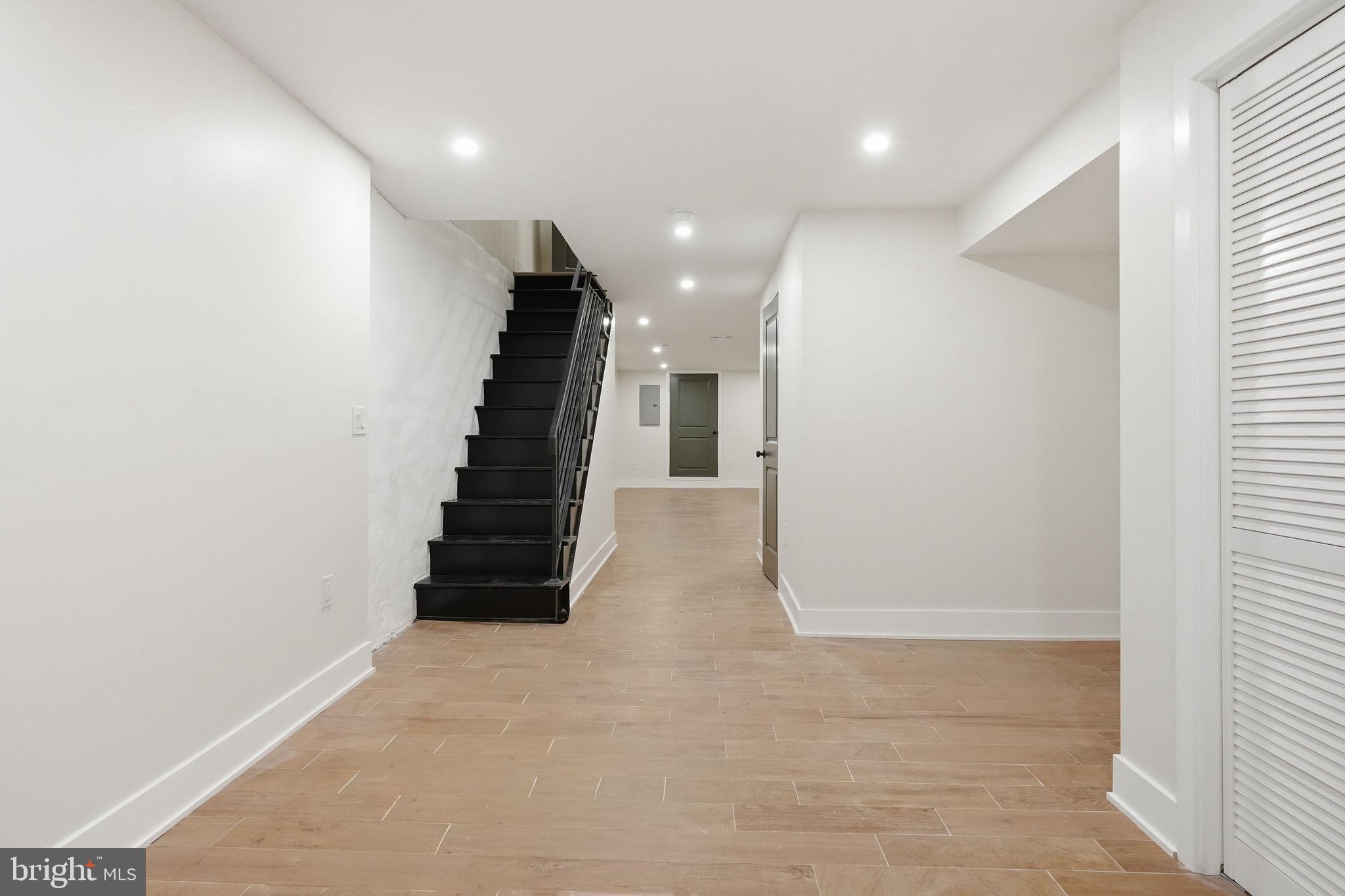 LOGAN - Residential