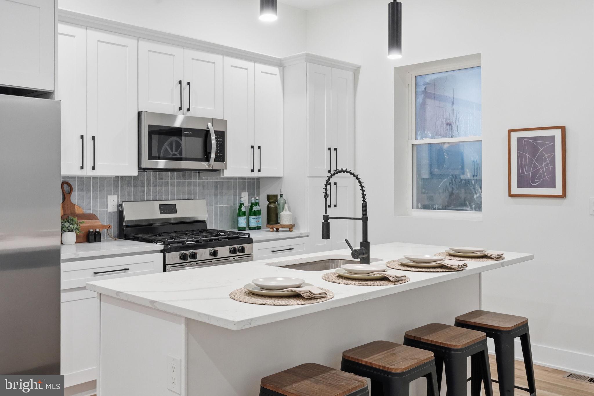 LOGAN - Residential