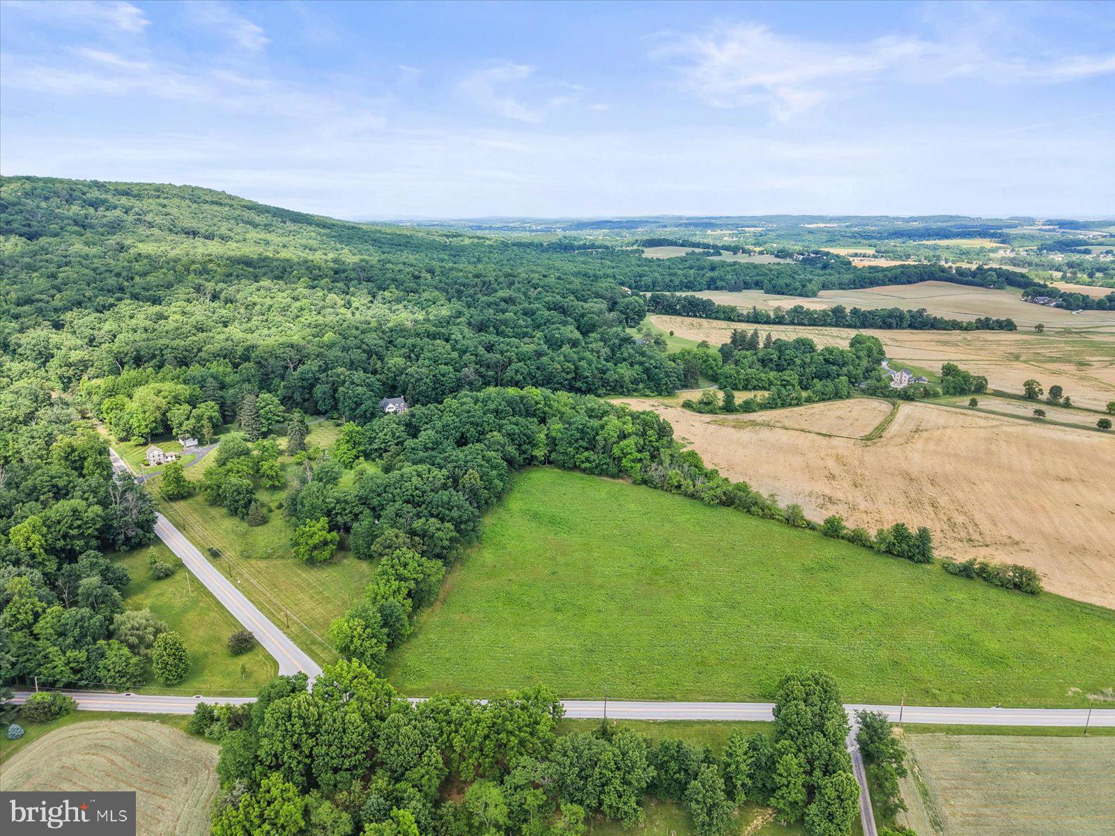 HANOVER - Land