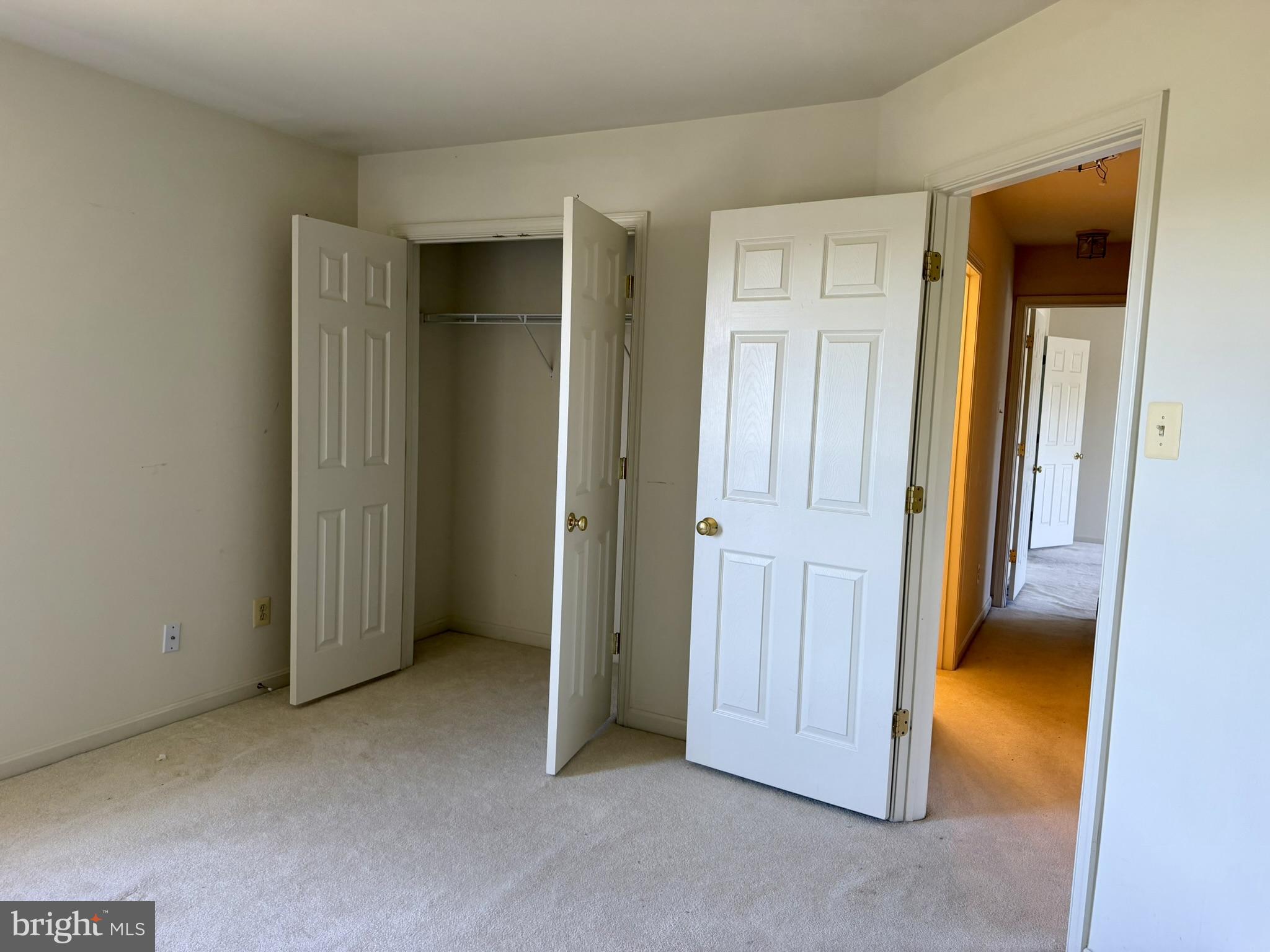 WOODSEDGE - Residential