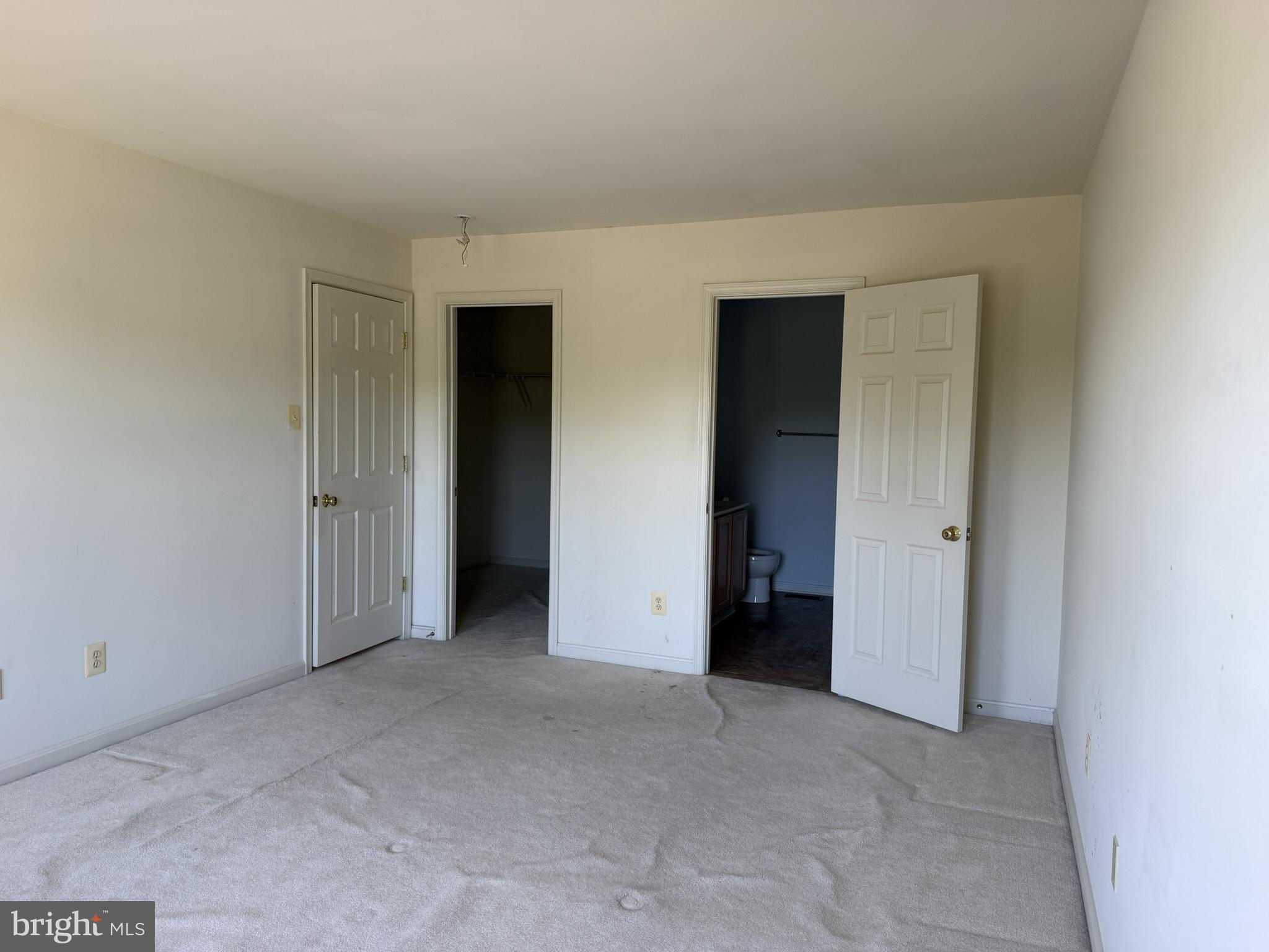 WOODSEDGE - Residential