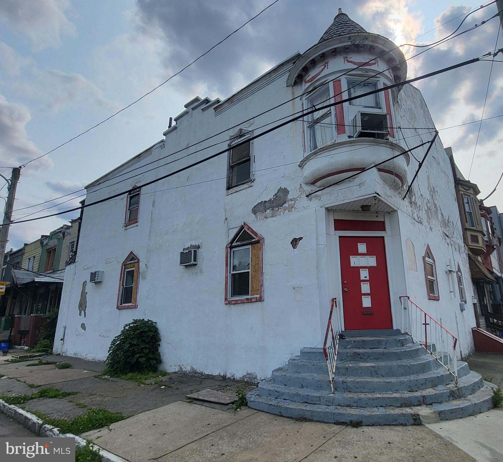 STRAWBERRY MANSION - Residential