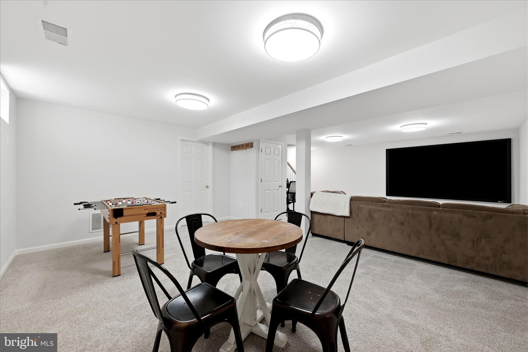 TAYLORSTOWN - Residential