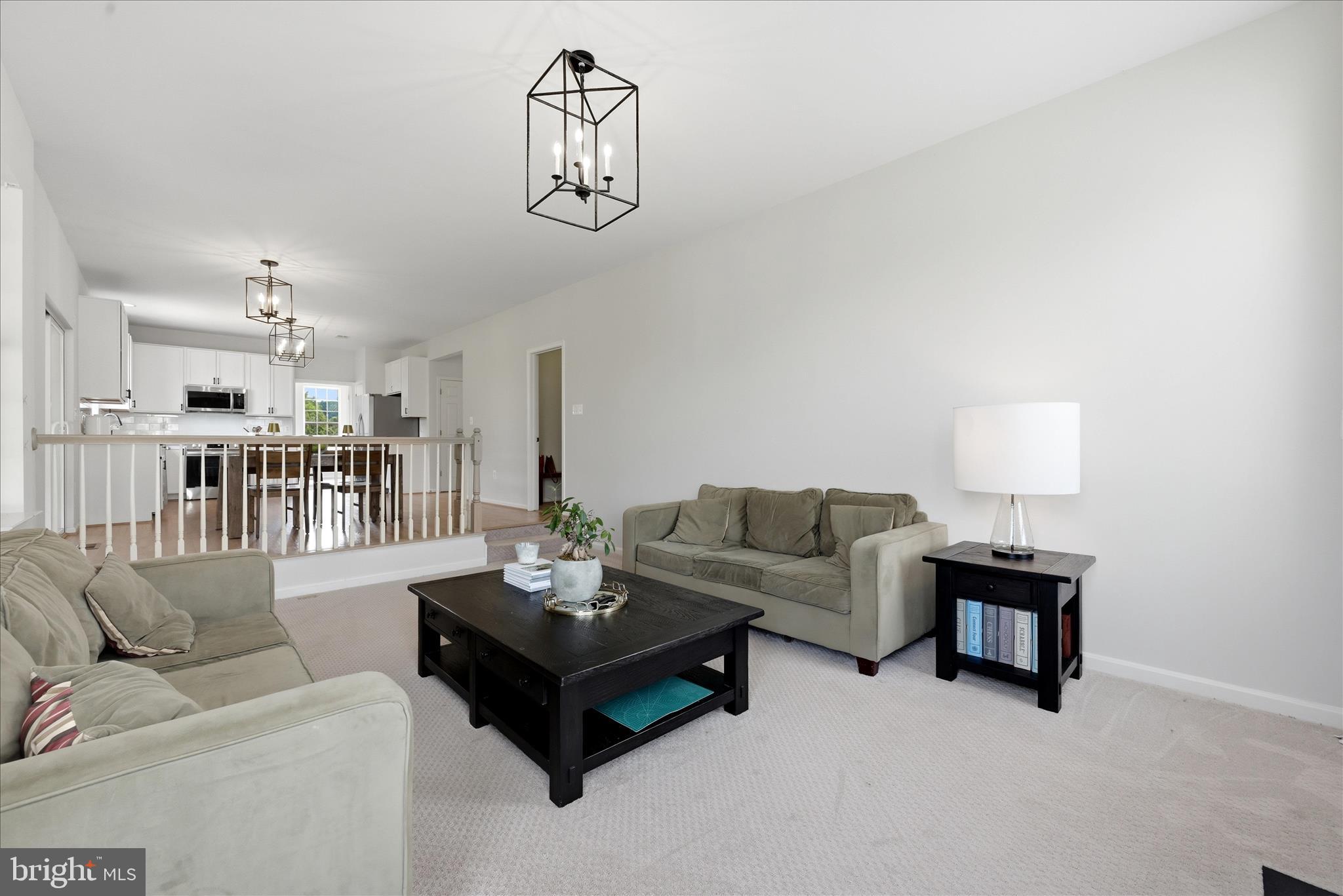 TAYLORSTOWN - Residential