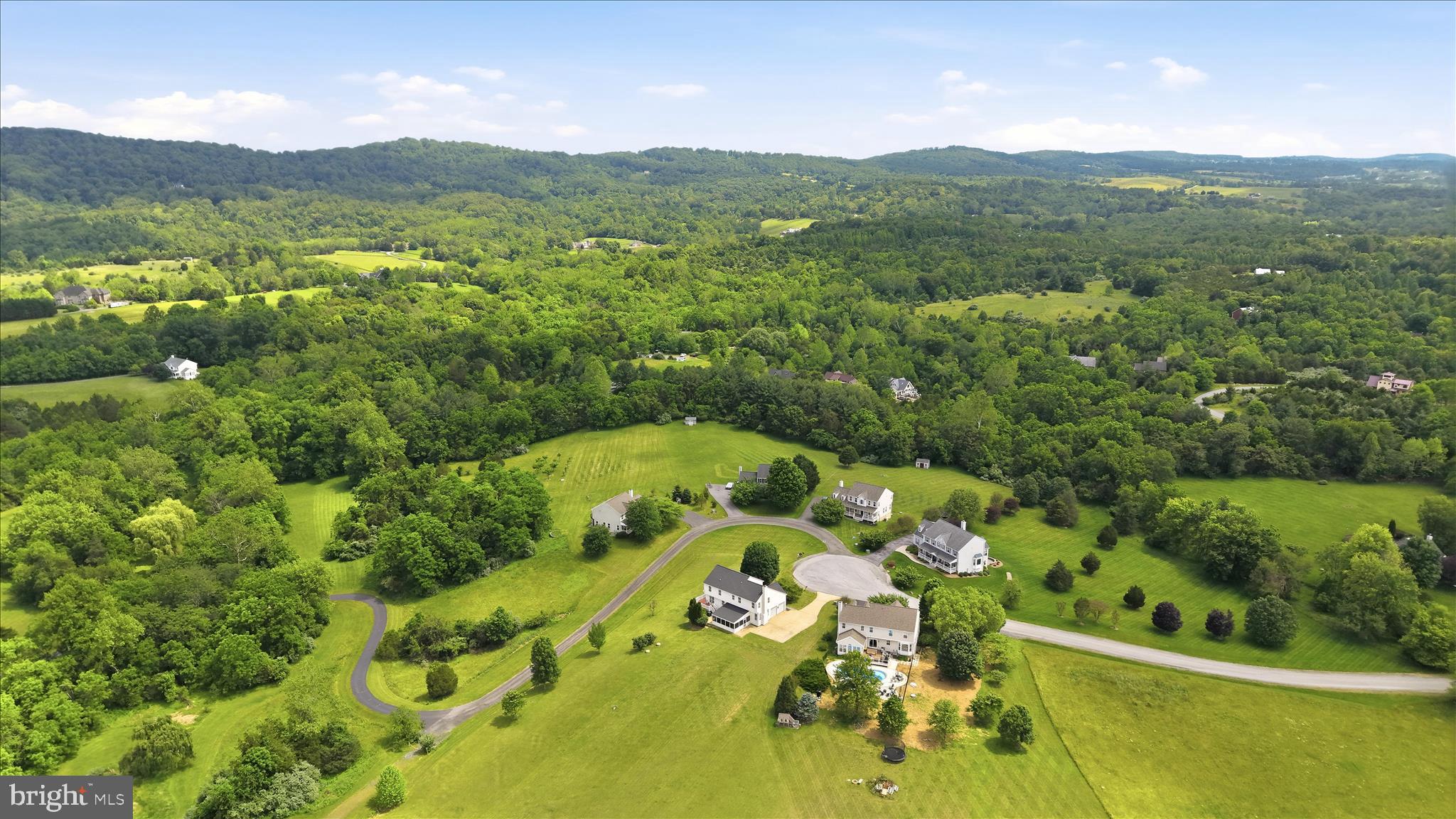 TAYLORSTOWN - Residential